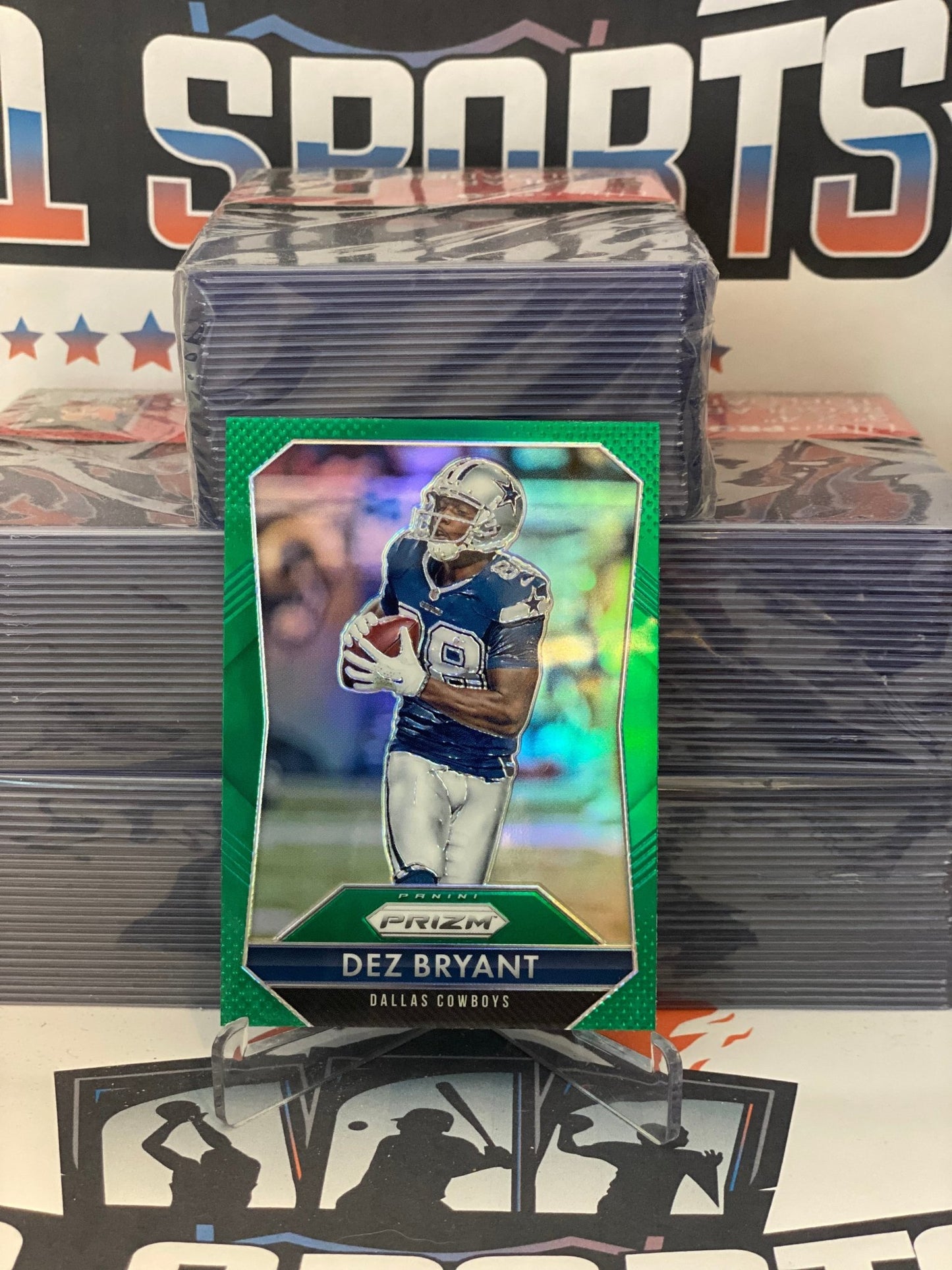 2015 Panini Prizm (Green Prizm) Dez Bryant #88