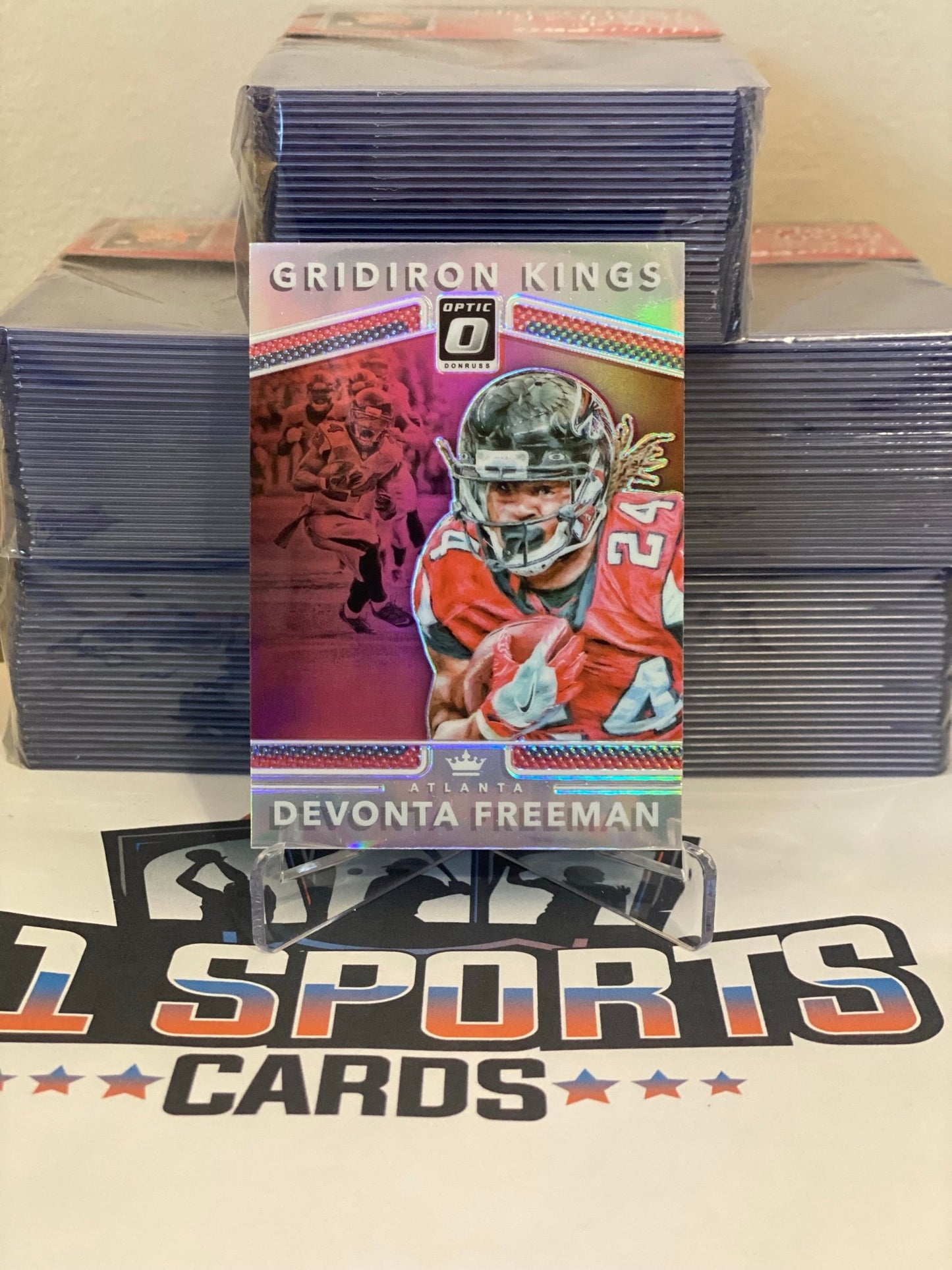 2017 Donruss Optic (Holo Prizm; Gridiron Kings) Devonta Freeman #23