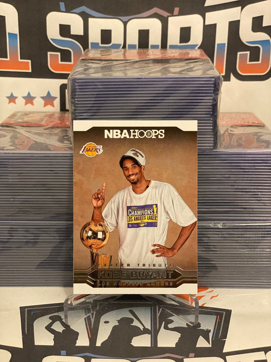 2017 NBA Hoops (Career Tribute) Kobe Bryant #294