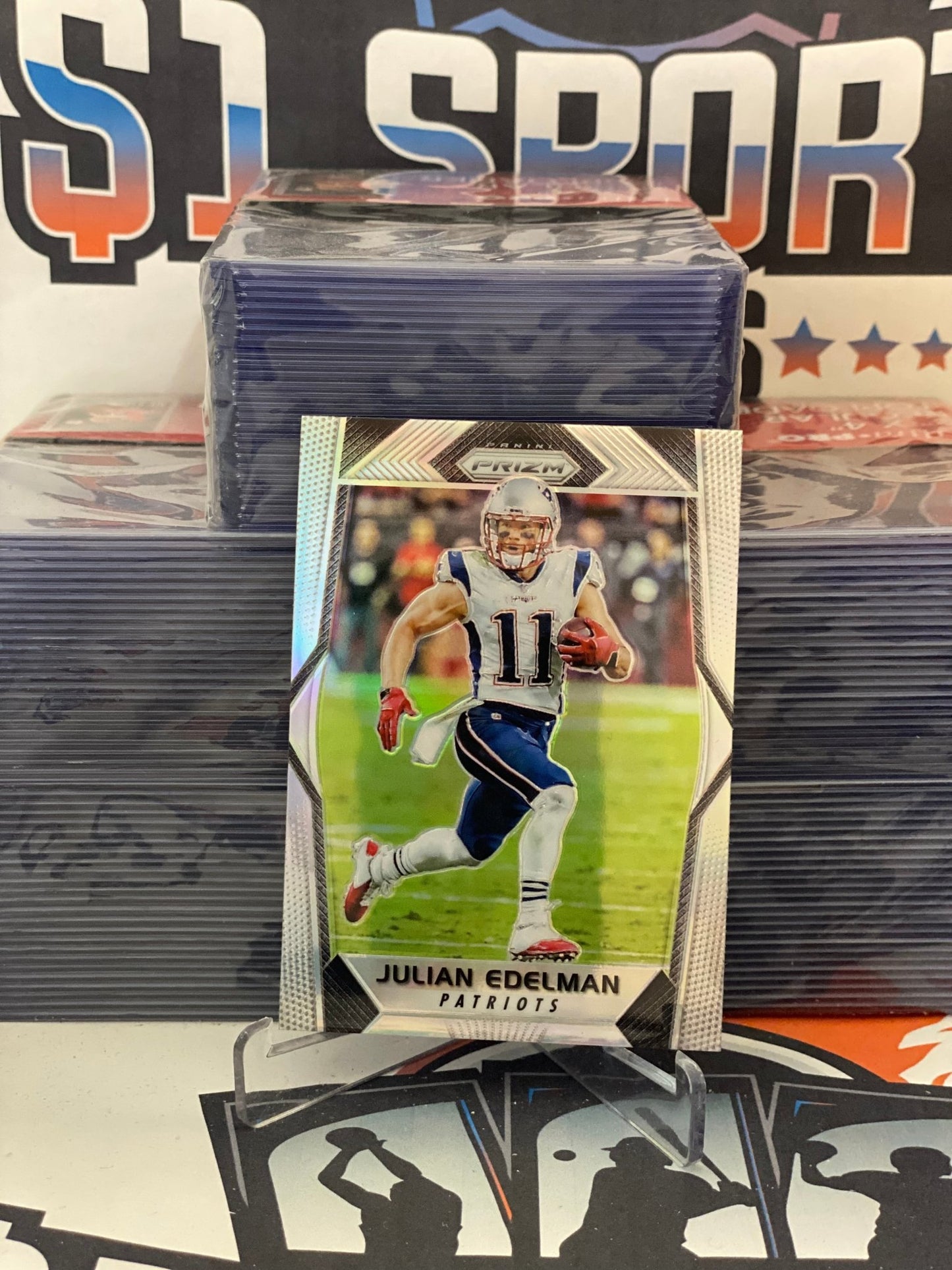 2017 Panini Prizm (Silver Prizm) Julian Edelman #70