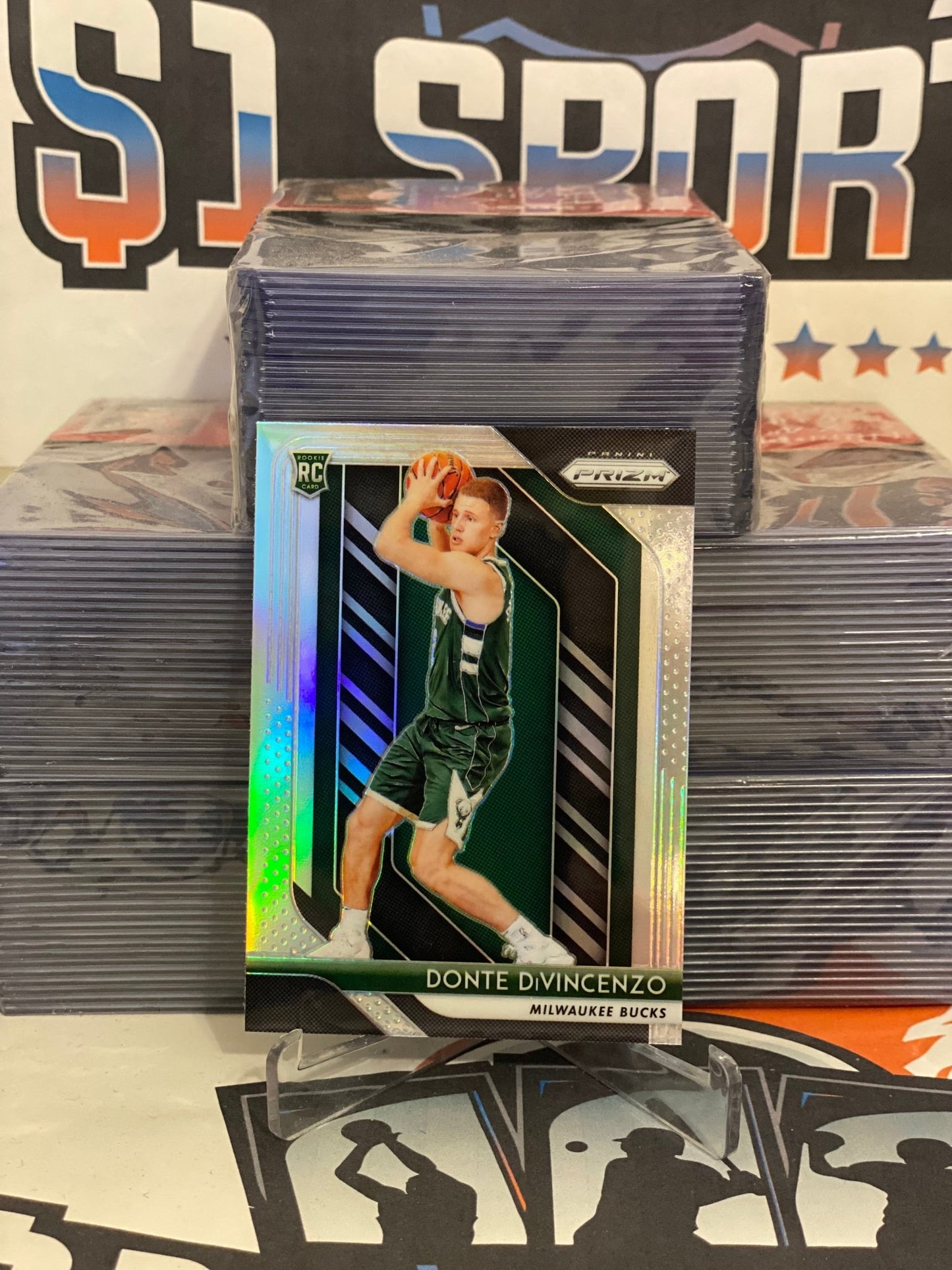 2018 Panini Prizm (Silver Prizm) Donte DiVincenzo Rookie #246