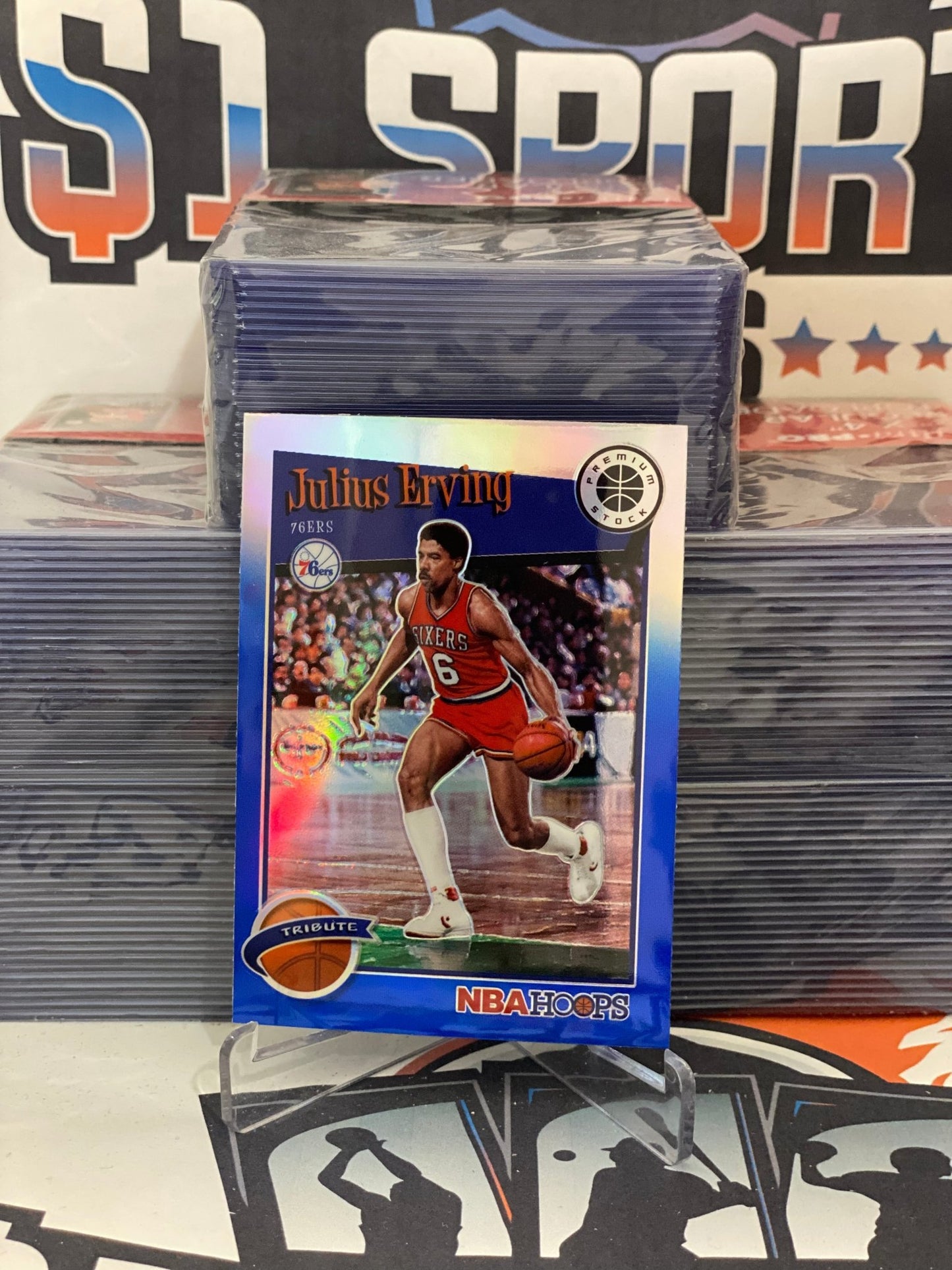 2019 Hoops Premium Stock (Blue Prizm, Tribute) Julius Erving #293