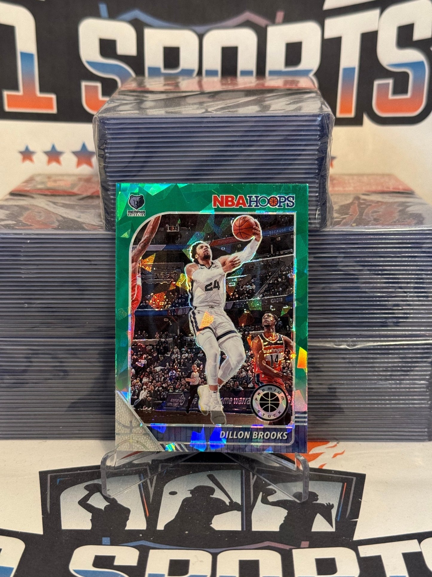 2019 Hoops Premium Stock (Green Cracked Ice Prizm) Dillon Brooks #154