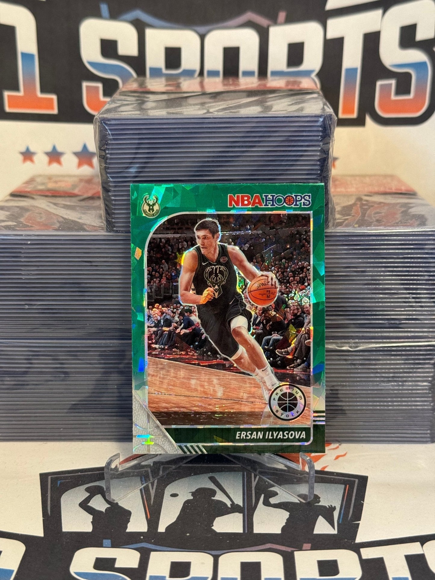 2019 Hoops Premium Stock (Green Cracked Ice Prizm) Ersan Ilyasoya #109