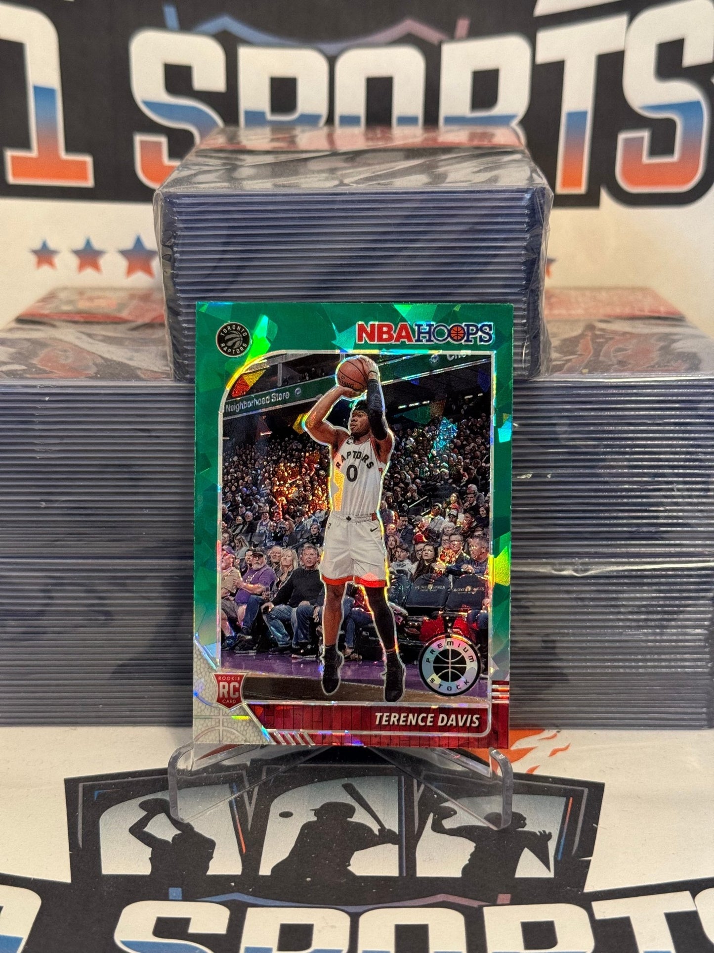 2019 Hoops Premium Stock (Green Cracked Ice Prizm) Terence Davis Rookie #257
