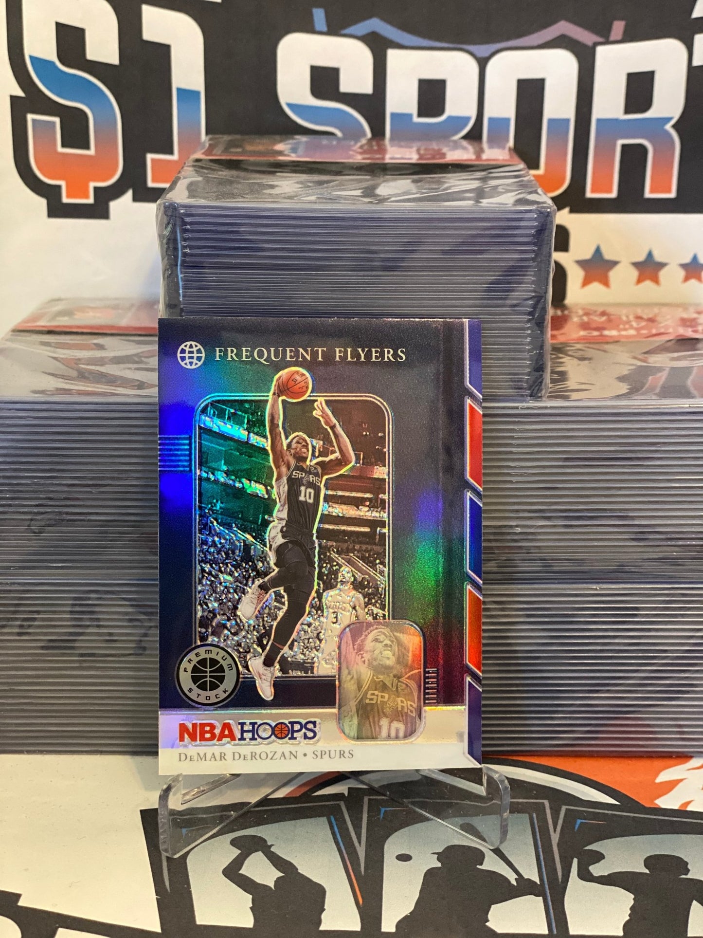 2019 Hoops Premium Stock (Holo Prizm, Frequent Flyers) DeMar DeRozan #14