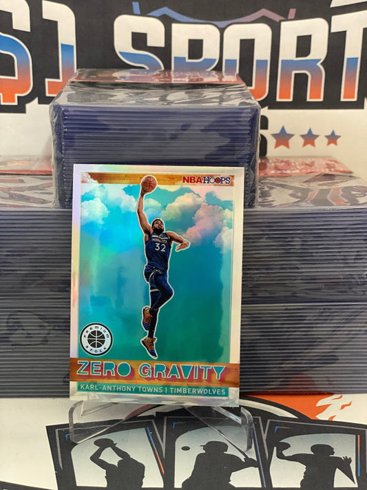2019 Hoops Premium Stock (Holo Prizm, Zero Gravity) Karl-Anthony Towns #17