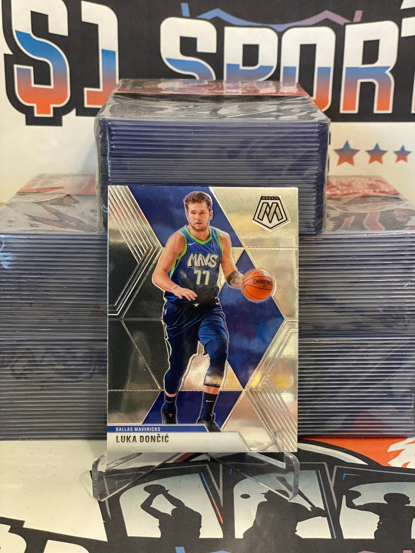 2019 Panini Mosaic (2nd Year) Luka Doncic #44