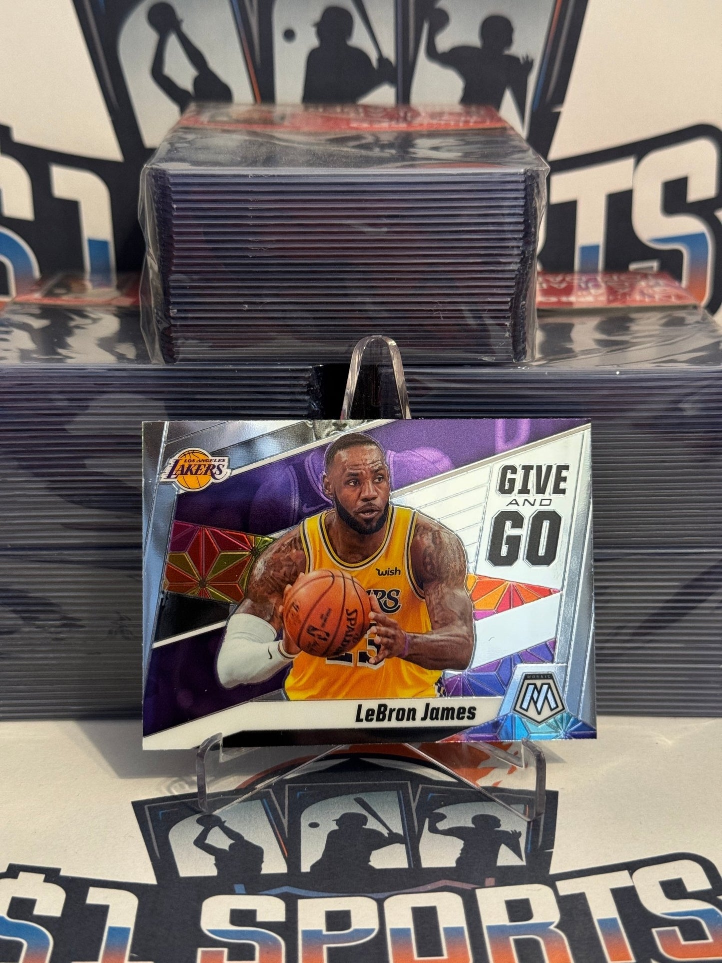 2019 Panini Mosaic (Give and Go) LeBron James #8