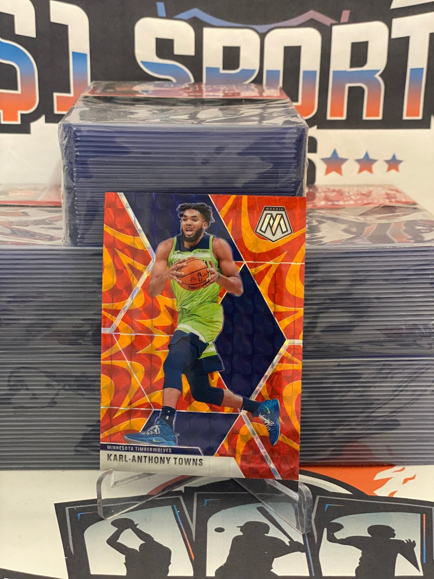 2019 Panini Mosaic (Orange Reactive Prizm) Karl-Anthony Towns #83