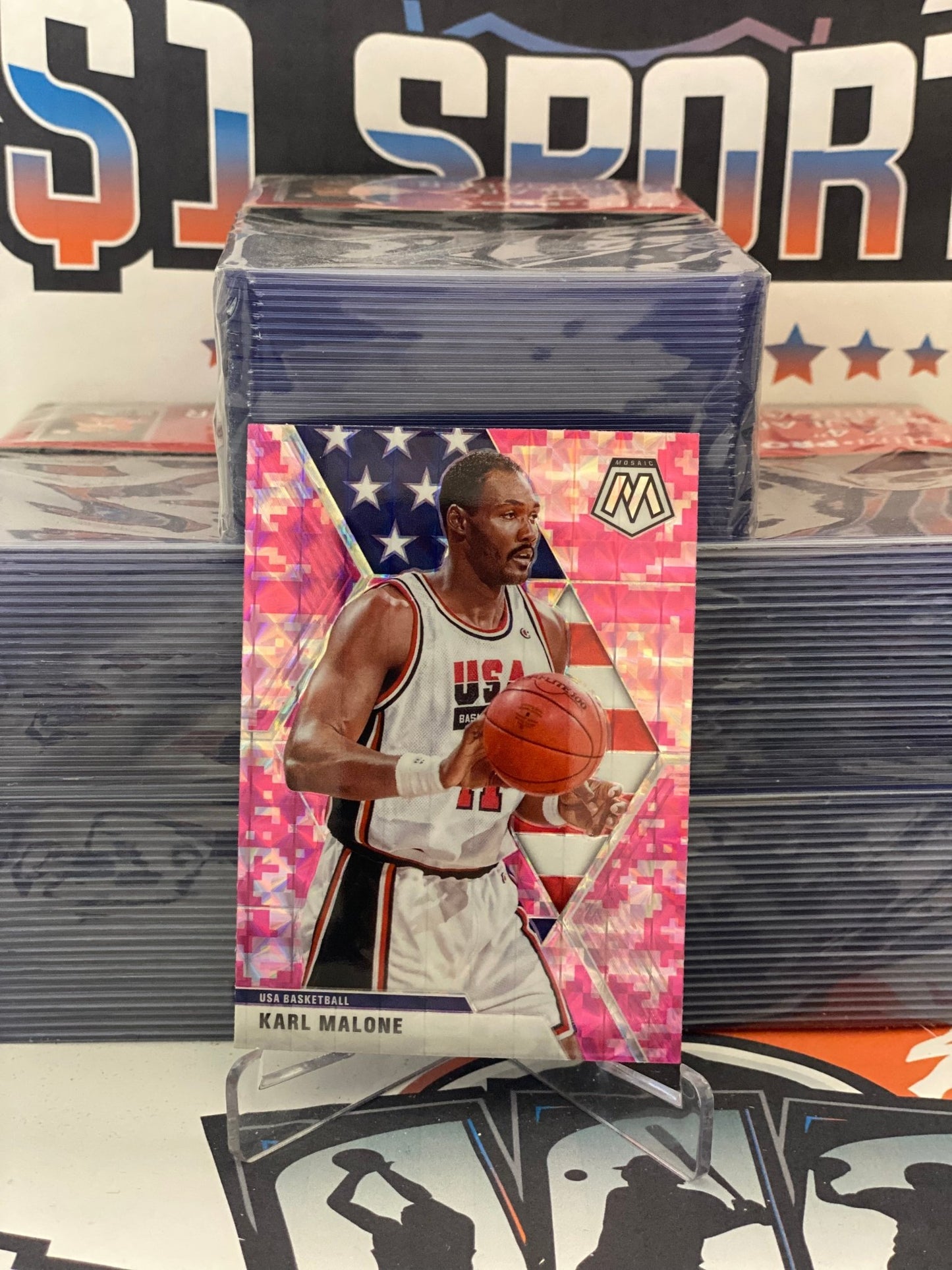 2019 Panini Mosaic (Pink Camo Prizm, USAB) Karl Malone #257