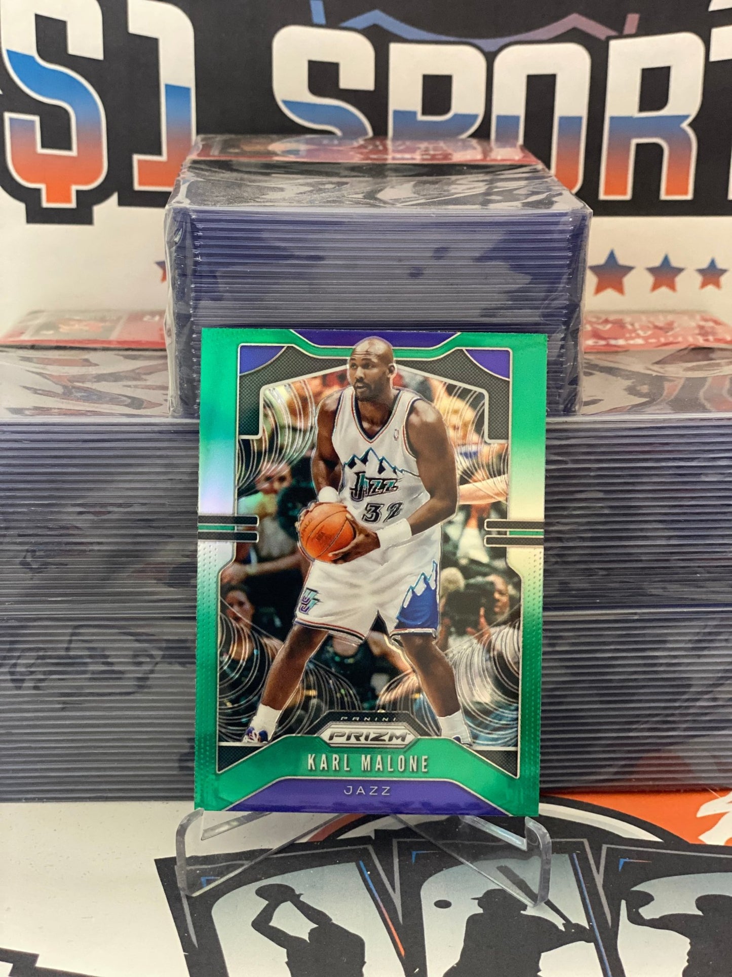 2019 Panini Prizm (Green Prizm) Karl Malone #19