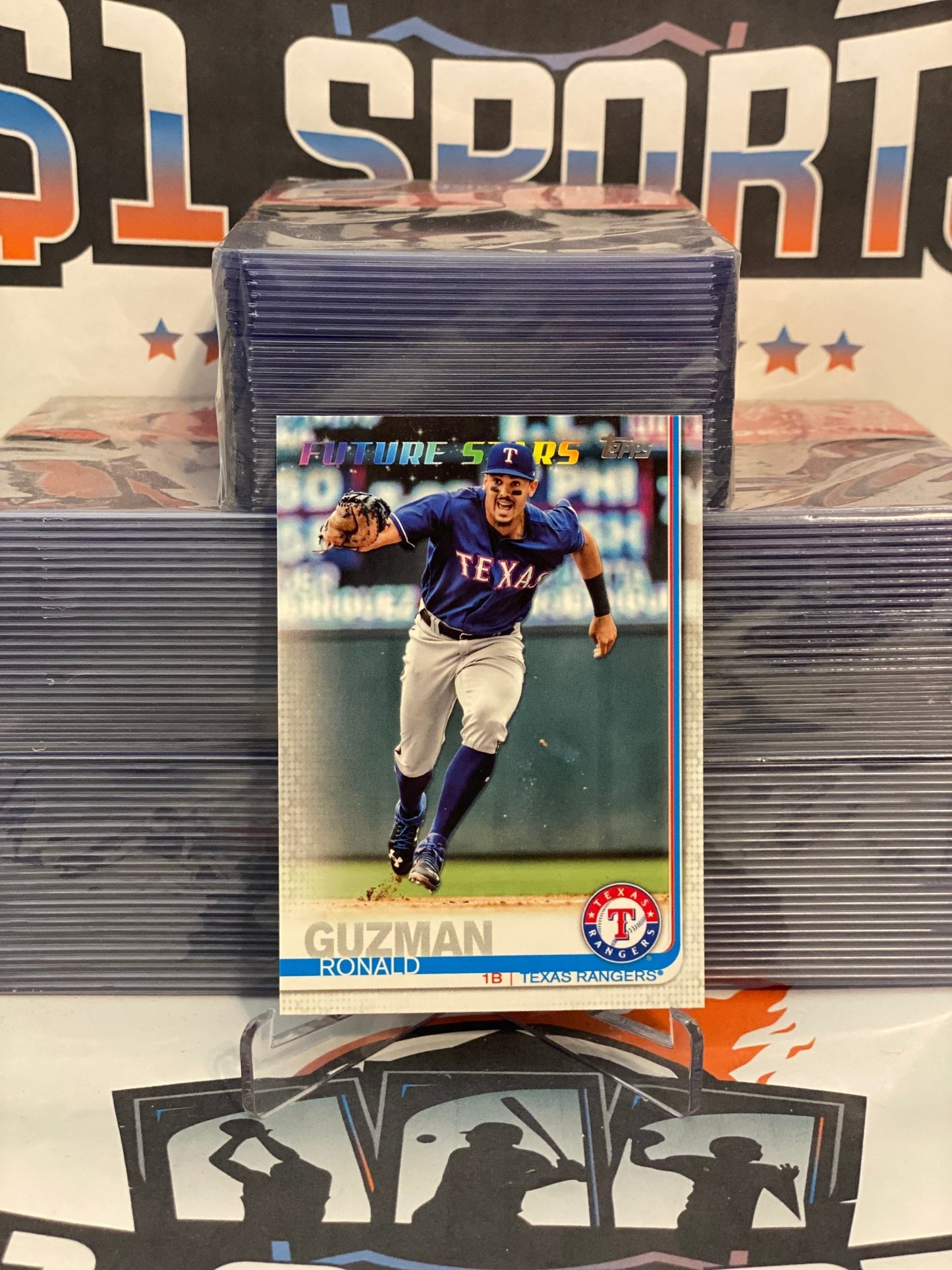 2019 Topps (Future Stars) Ronald Guzman #320