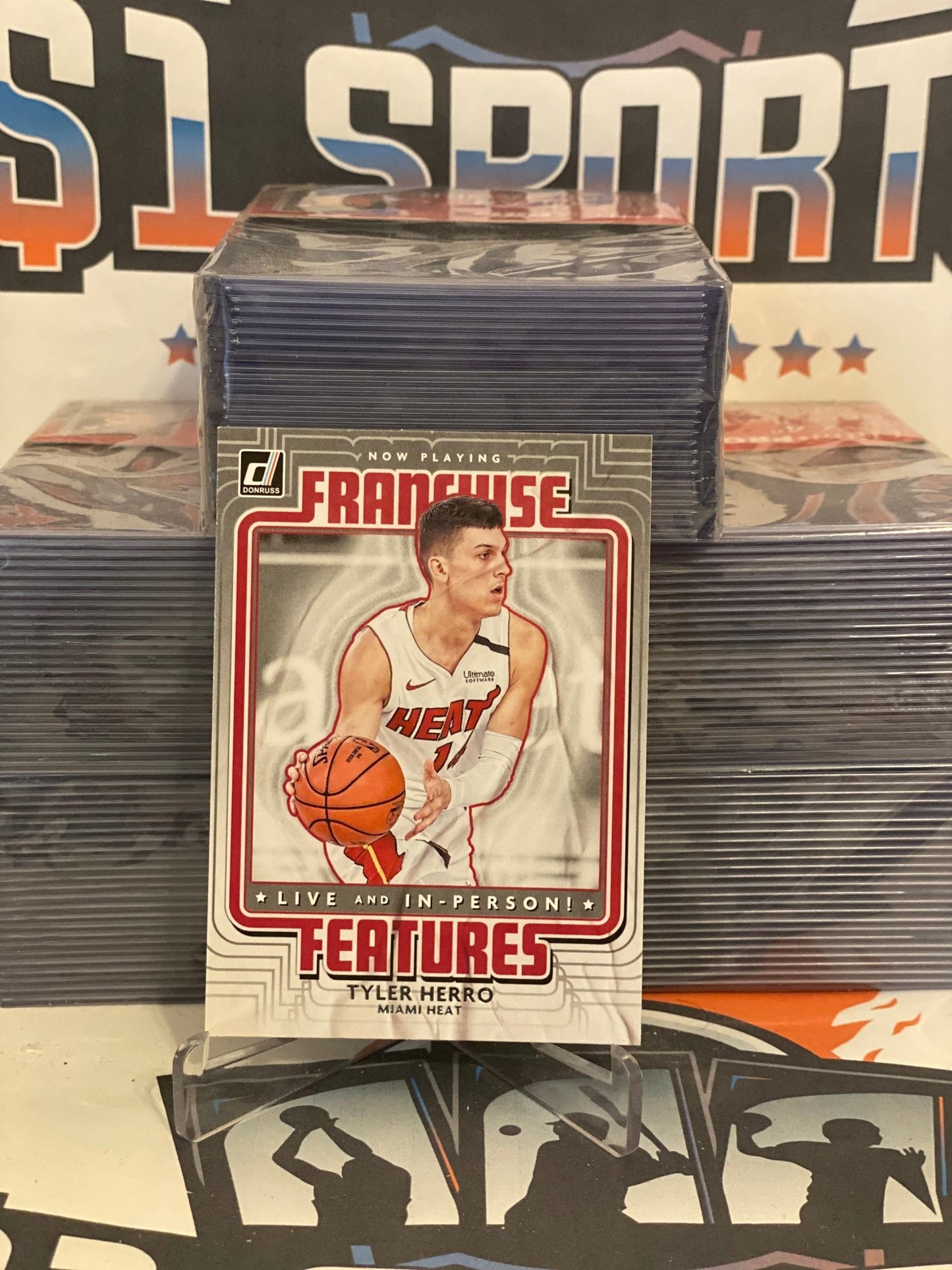2020 Donruss (Franchise Featurs) Tyler Herro #16