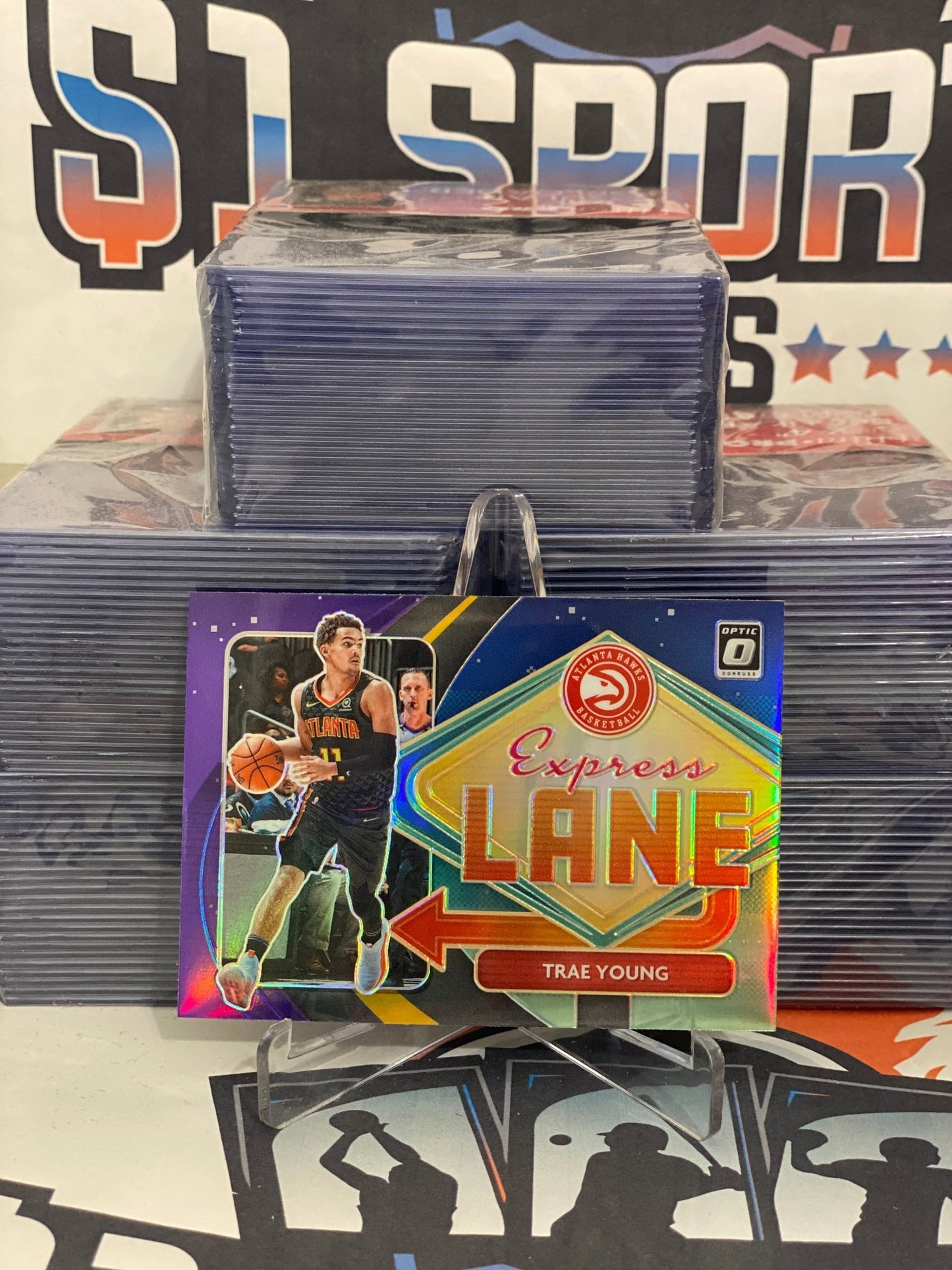 2020 Donruss Optic (Purple Prizm, Express Lane) Trae Young #11
