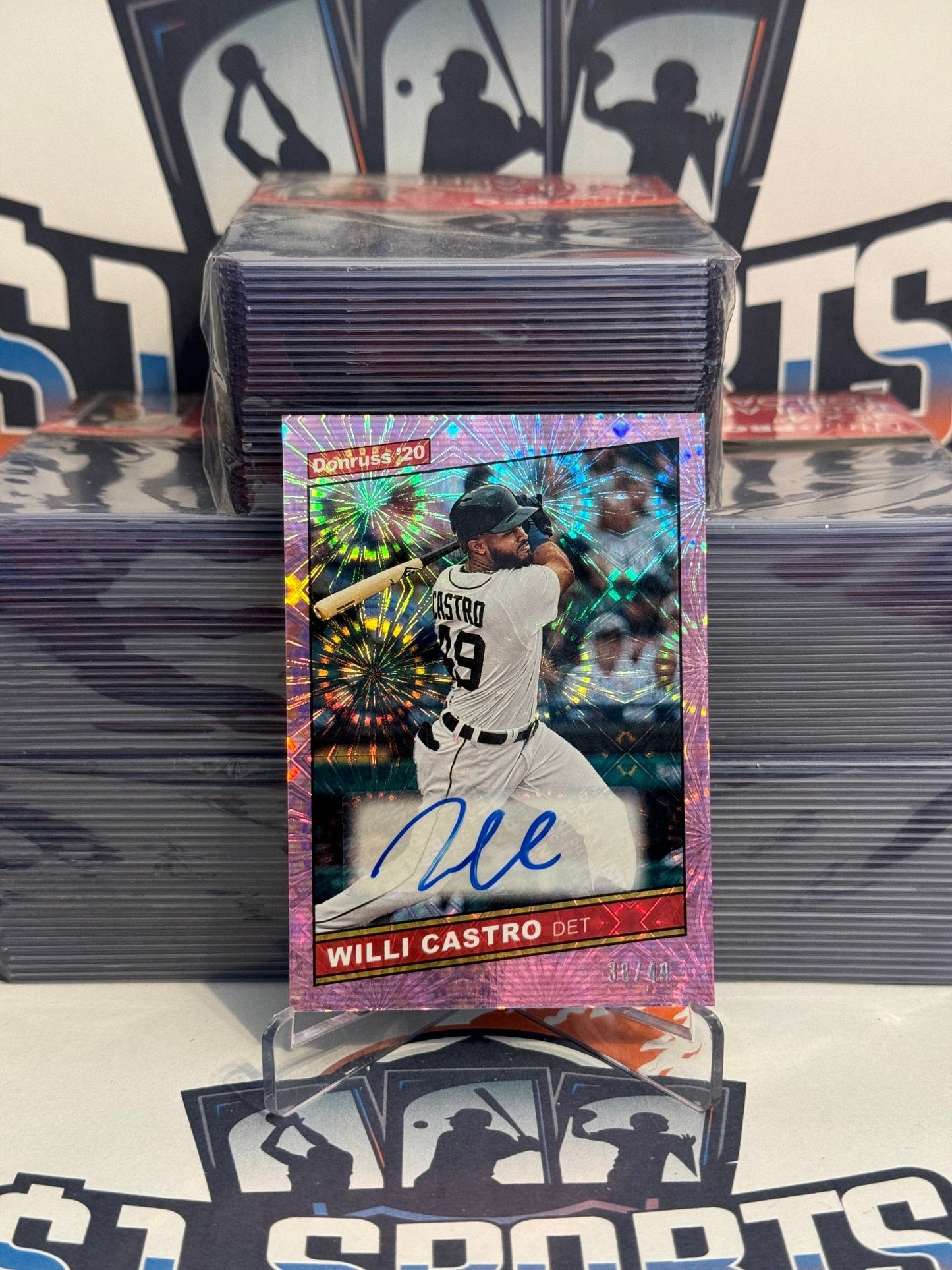 2020 Donruss (Pink Fireworks Auto 38/49) Willi Castro #86S-WC