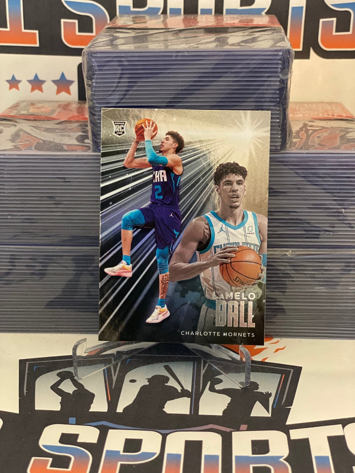 2020 Panini Chronicles (Essentials) LaMelo Ball Rookie #201