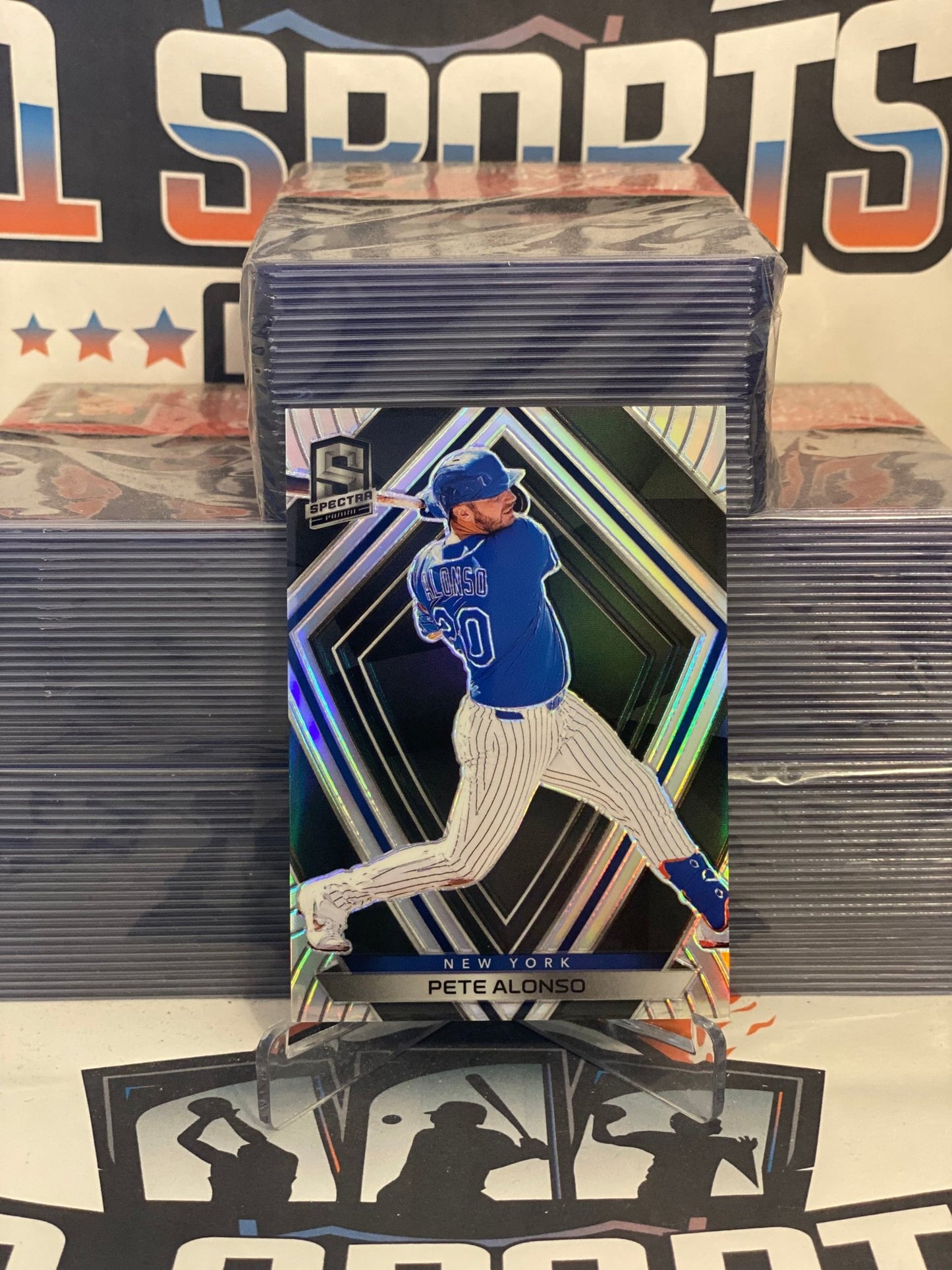 2020 Panini Chronicles Spectra (Silver Prizm) Pete Alonso #32