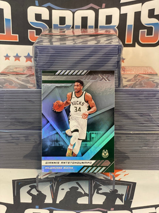 2020 Panini Chronicles (Xr) Giannis Antetokounmpo #274