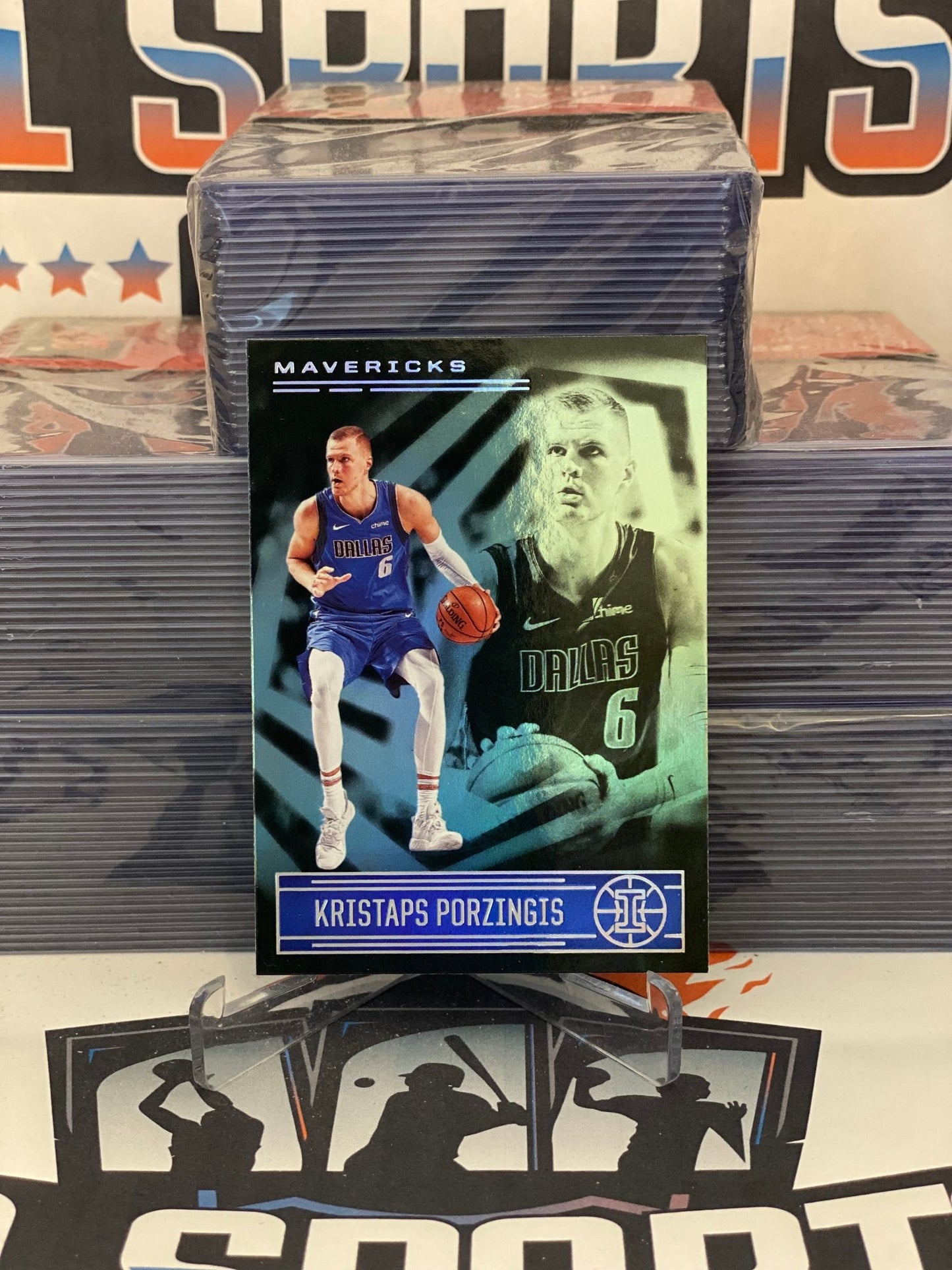 2020 Panini Illusions (Emerald) Kristaps Porzingis #89