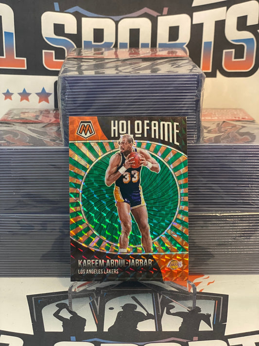 2020 Panini Mosaic (Green Prizm, HoloFame) Kareem Abdul-Jabbar #17
