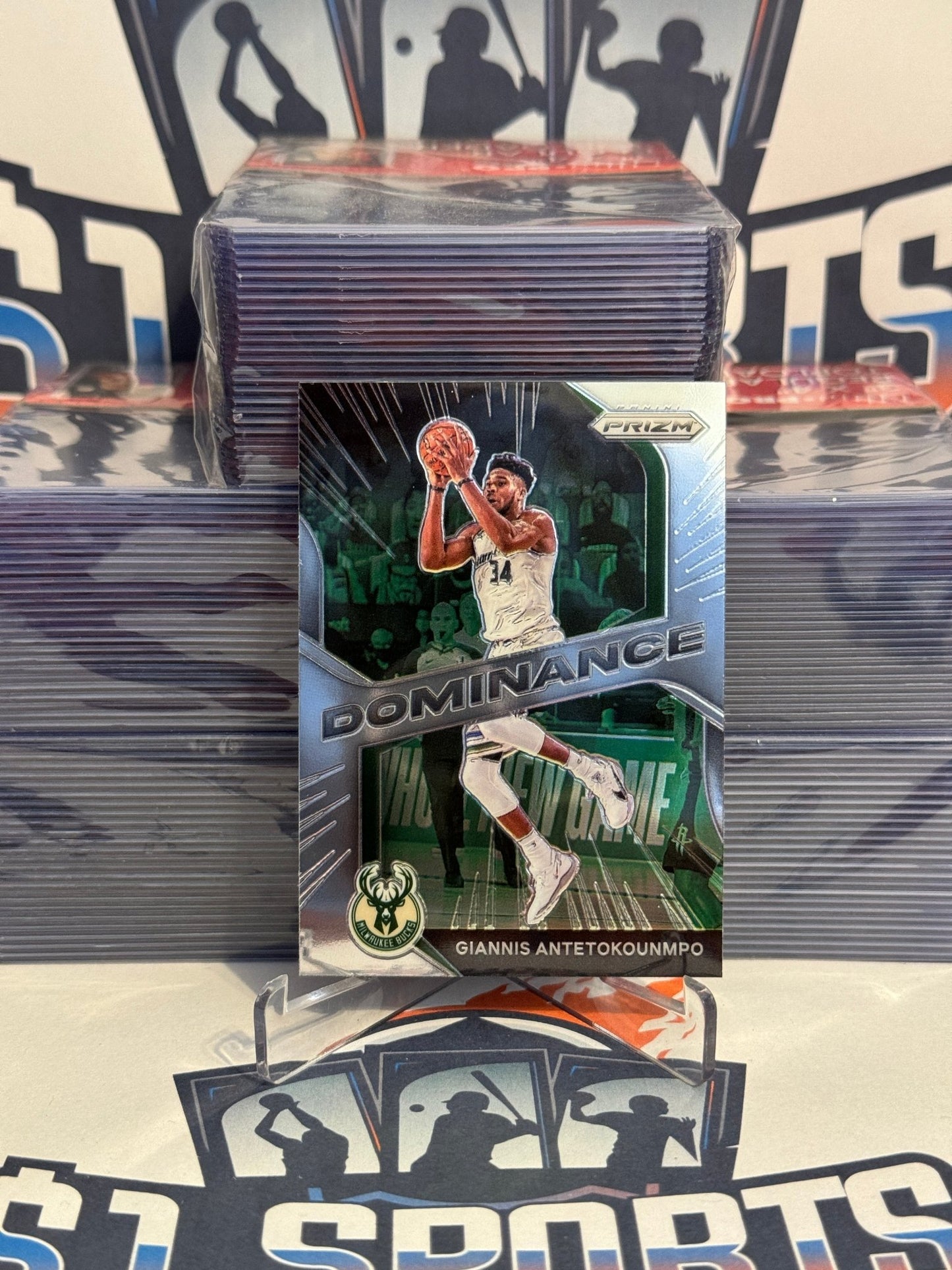 2020 Panini Prizm (Dominance) Giannis Antetokounmpo #7