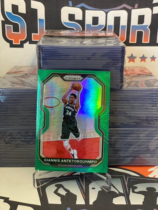 2020 Panini Prizm (Green Prizm) Giannis Antetokounmpo #111