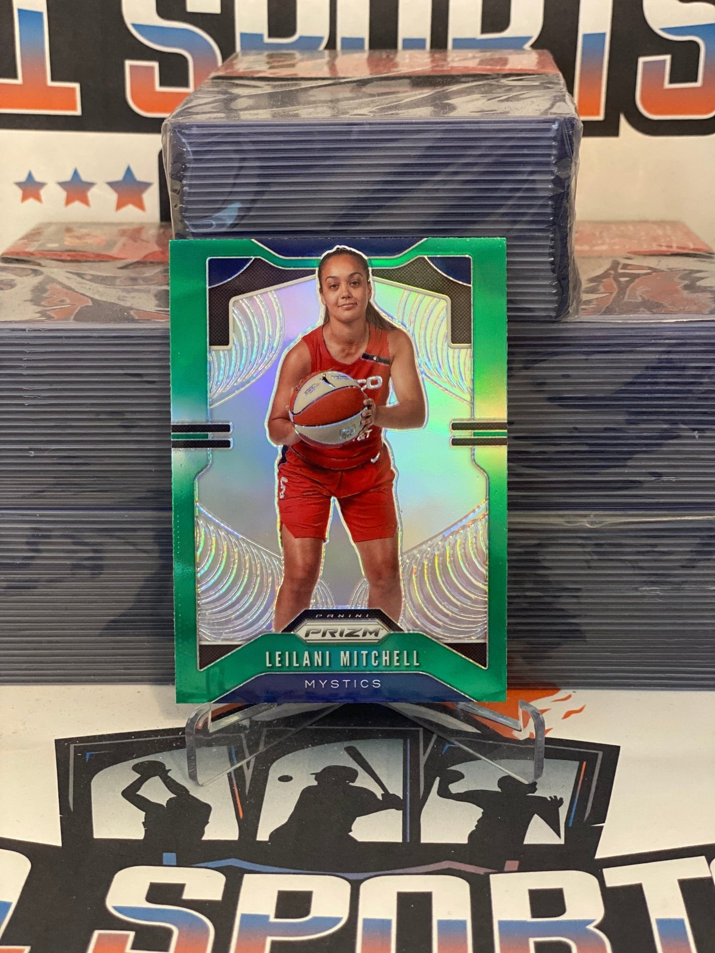 2020 Panini Prizm (Green Prizm) Leilani Mitchell #59