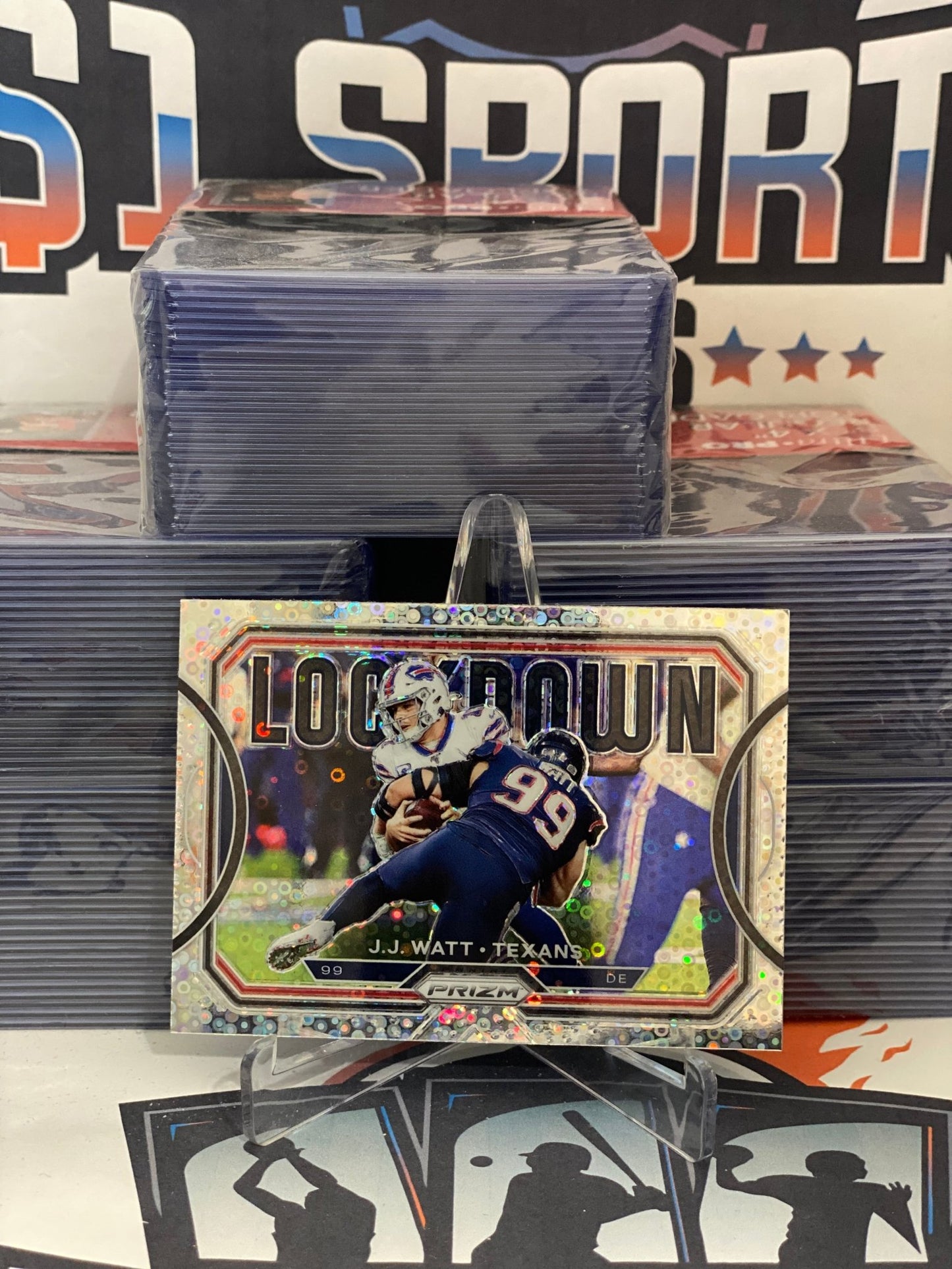 2020 Panini Prizm (No Huddle Prizm, Lockdown) J.J. Watt #33