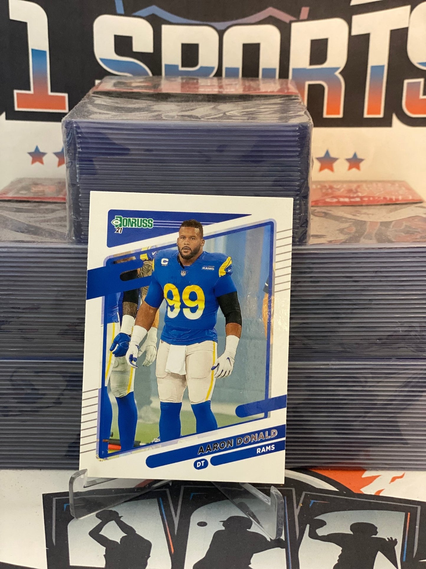 2021 Donruss (Helmetless Variation) Aaron Donald #140