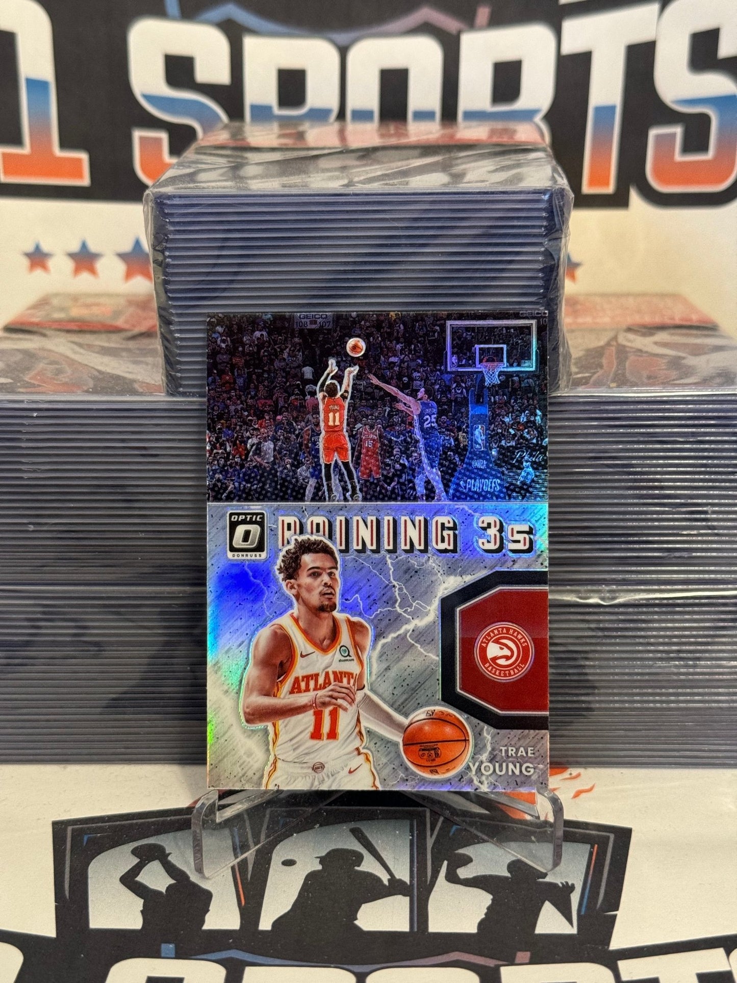 2021 Donruss Optic (Holo Prizm, Raining 3s) Trae Young #1