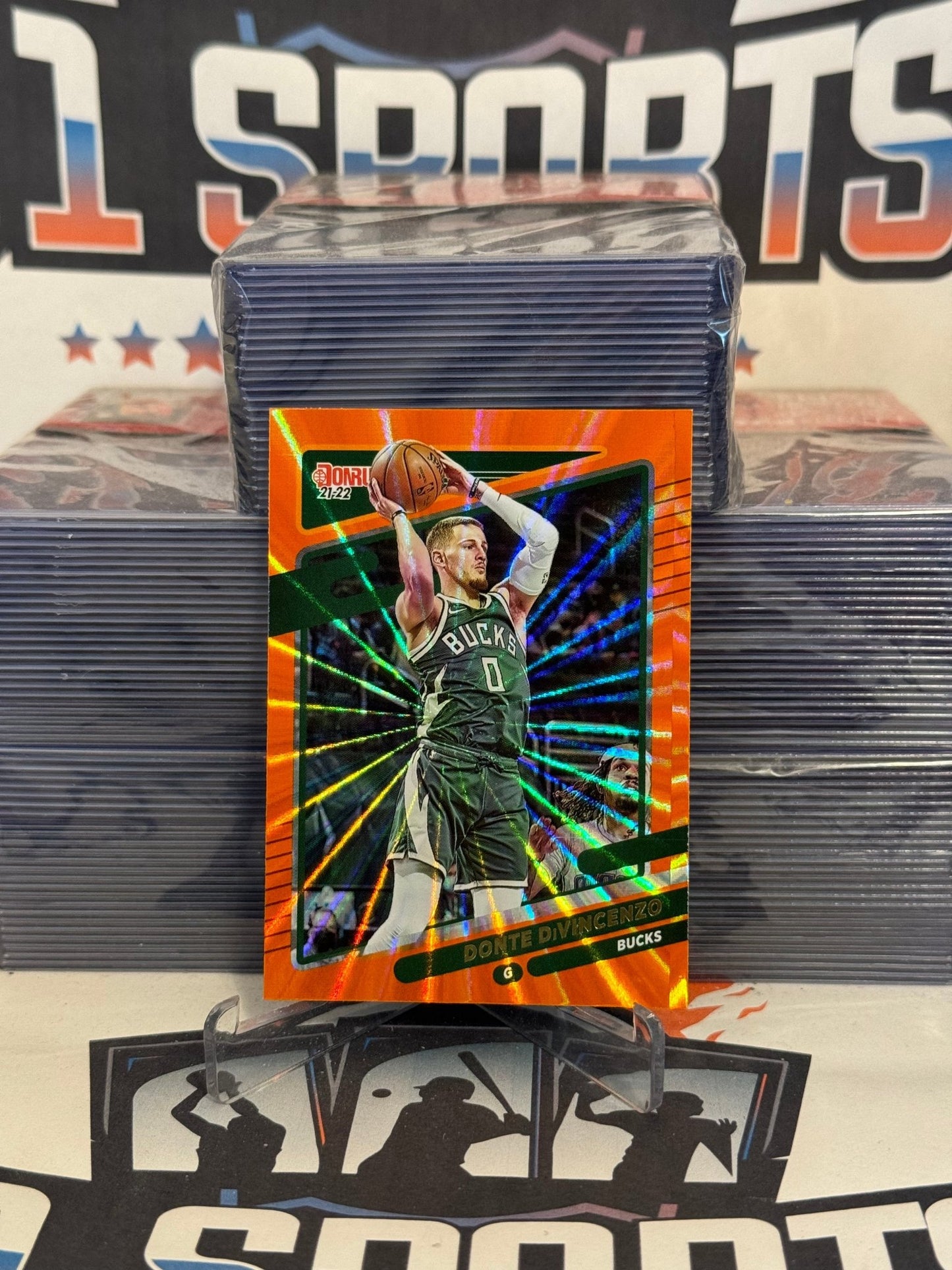 2021 Donruss (Orange Laser Holo) Donte DiVincenzo #94
