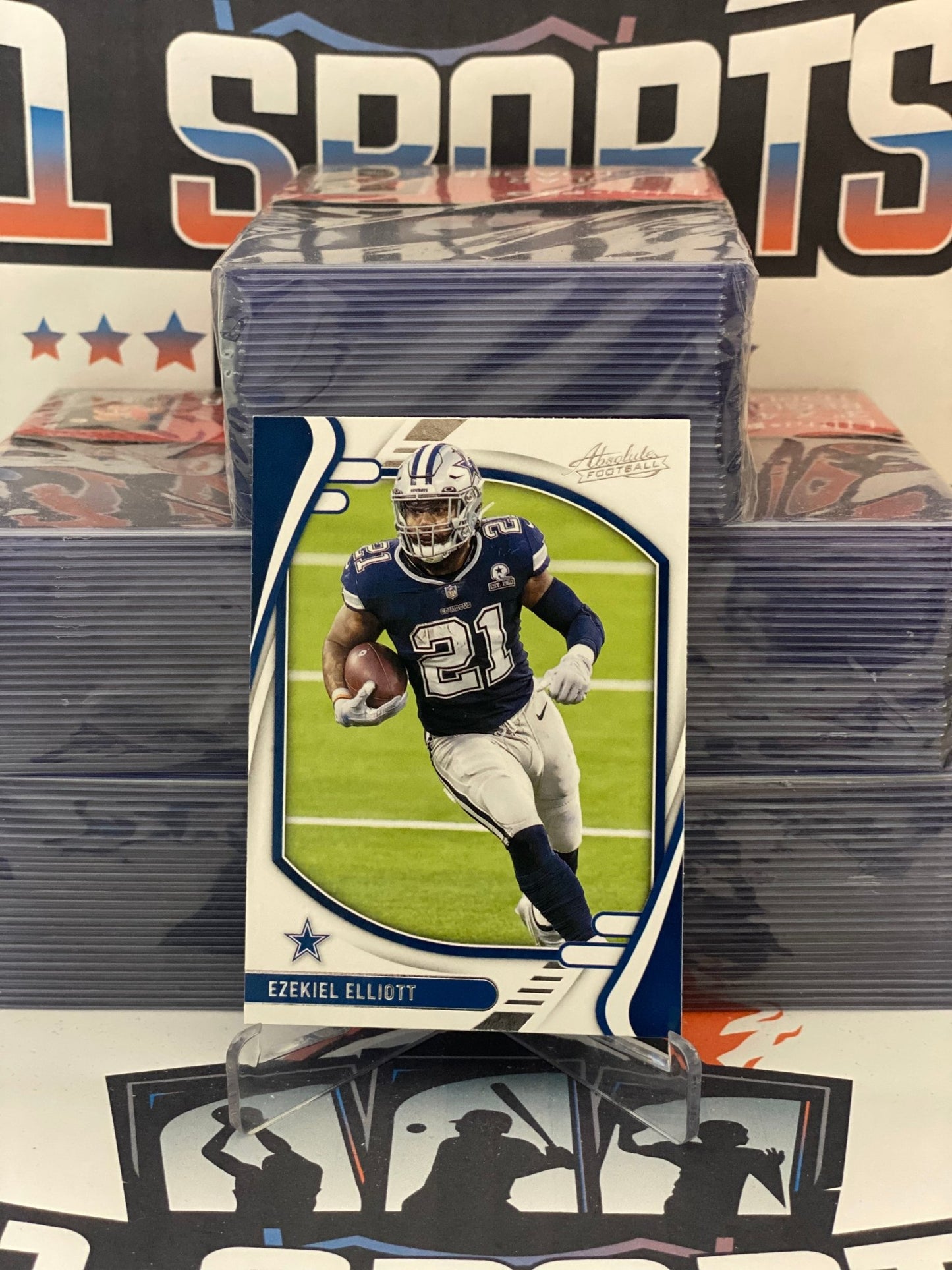 2021 Panini Absolute Ezekiel Elliott #50