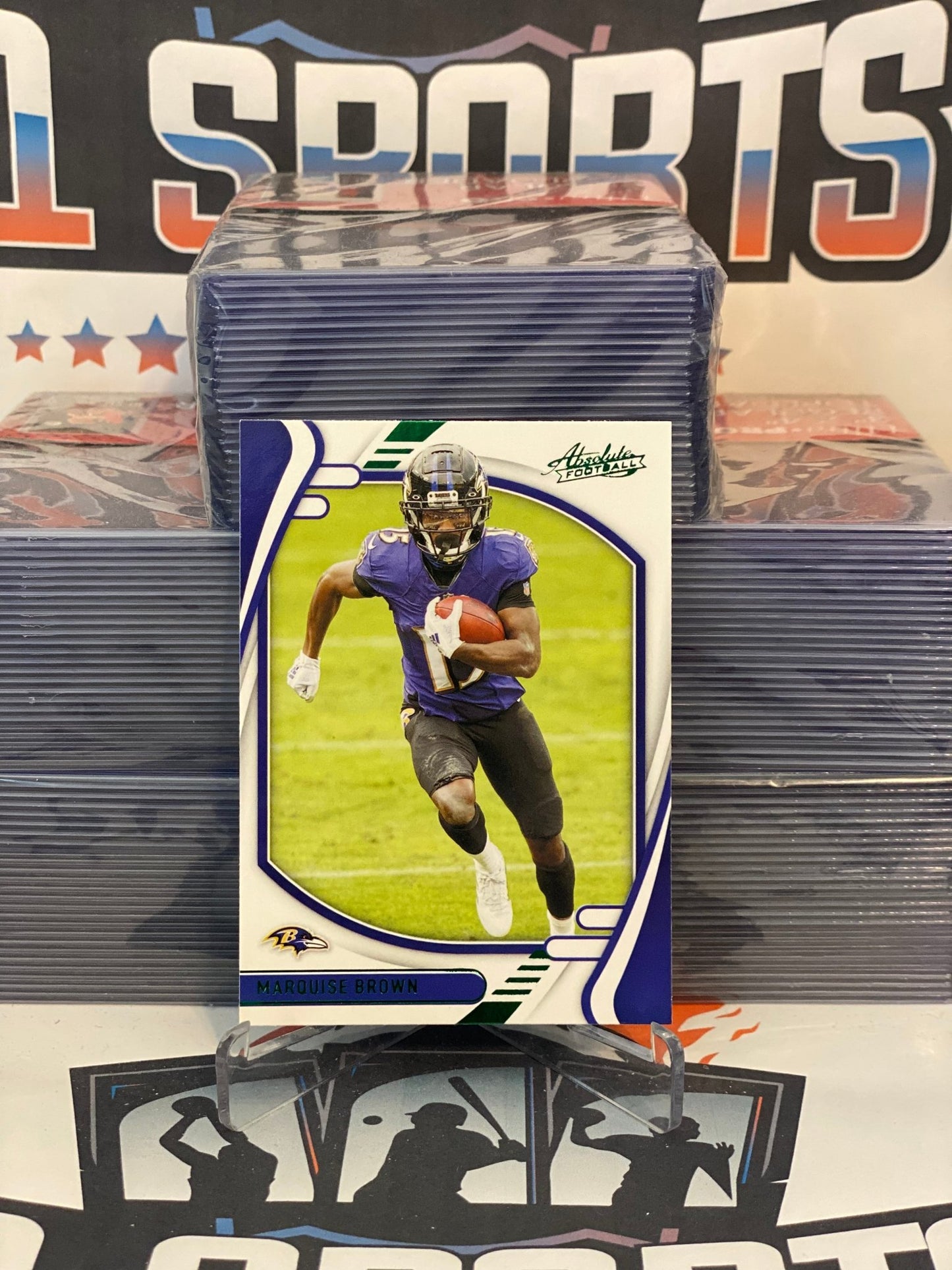 2021 Panini Absolute (Green) Marquise Brown #32