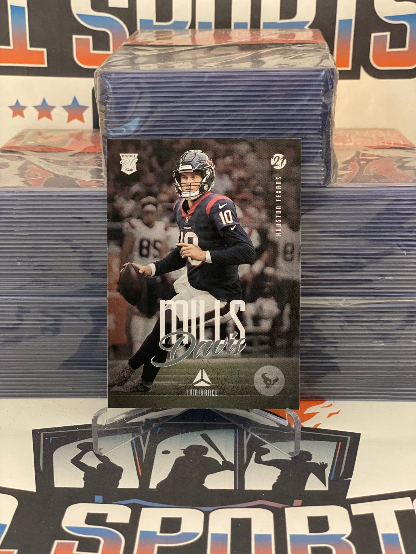 2021 Panini Chronicles (Luminance) Davis Mills Rookie #218