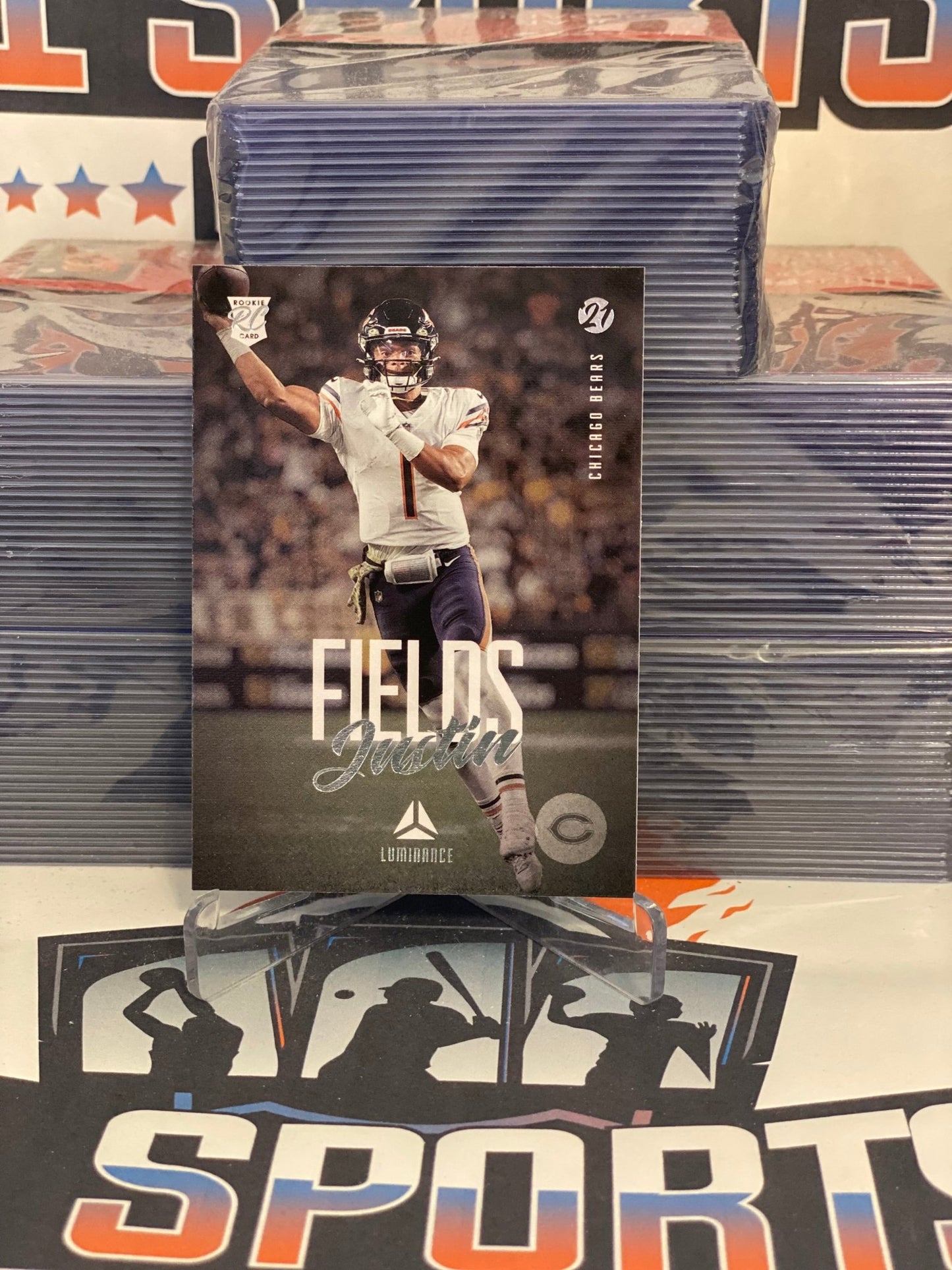 2021 Panini Chronicles (Luminance) Justin Fields Rookie #203