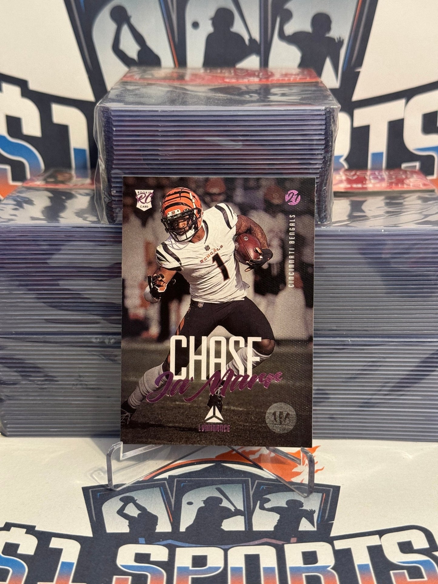 2021 Panini Chronicles (Pink, Luminance) Ja'Marr Chase Rookie #212