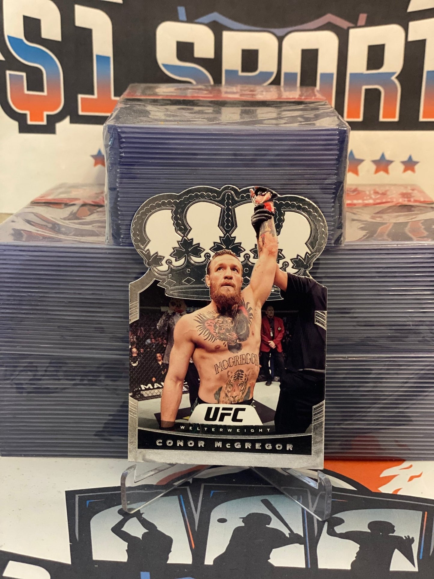 2021 Panini Chronicles UFC (Crown Royale) Connor McGregor #14