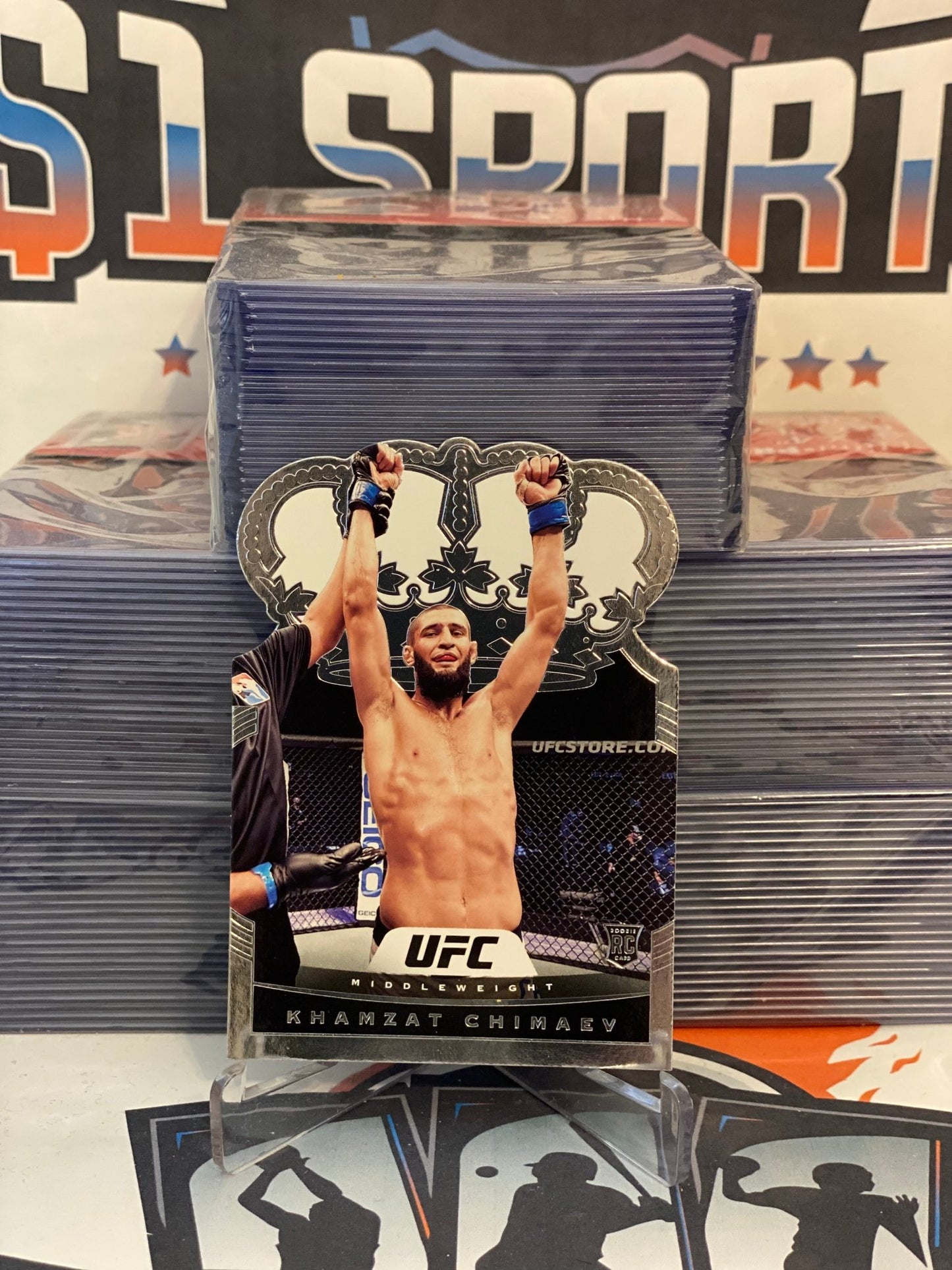 2021 Panini Chronicles UFC (Crown Royale) Khamzat Chimaev Rookie #18