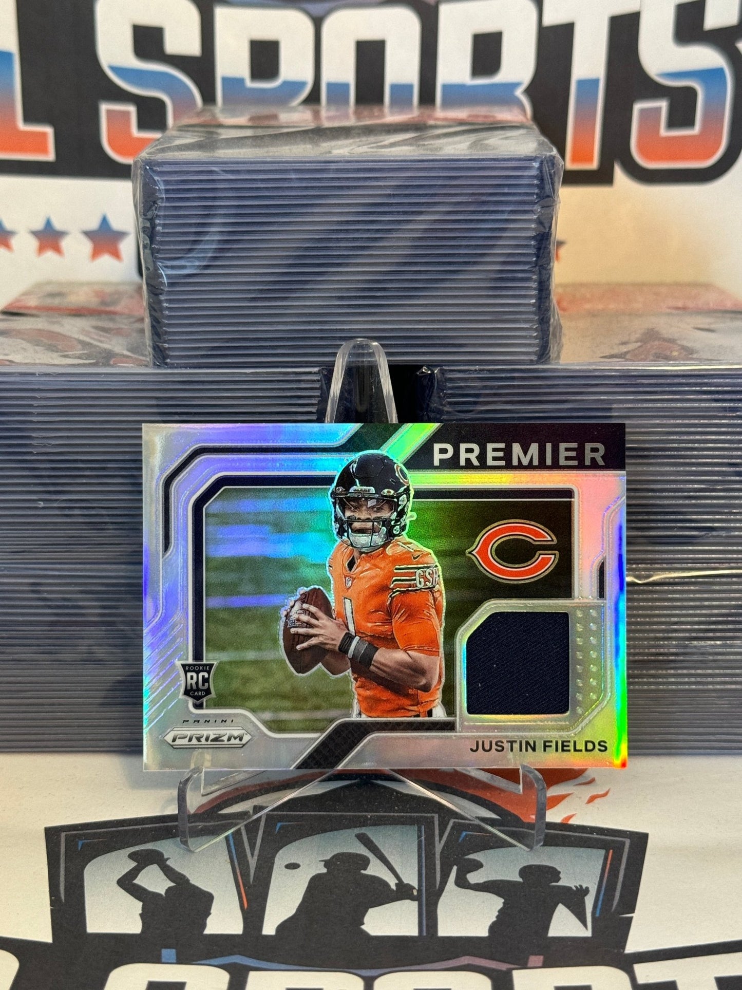 2021 Panini Prizm (Silver Prizm, Premier Jersey Relic) Justin Fields Rookie #PJ-4