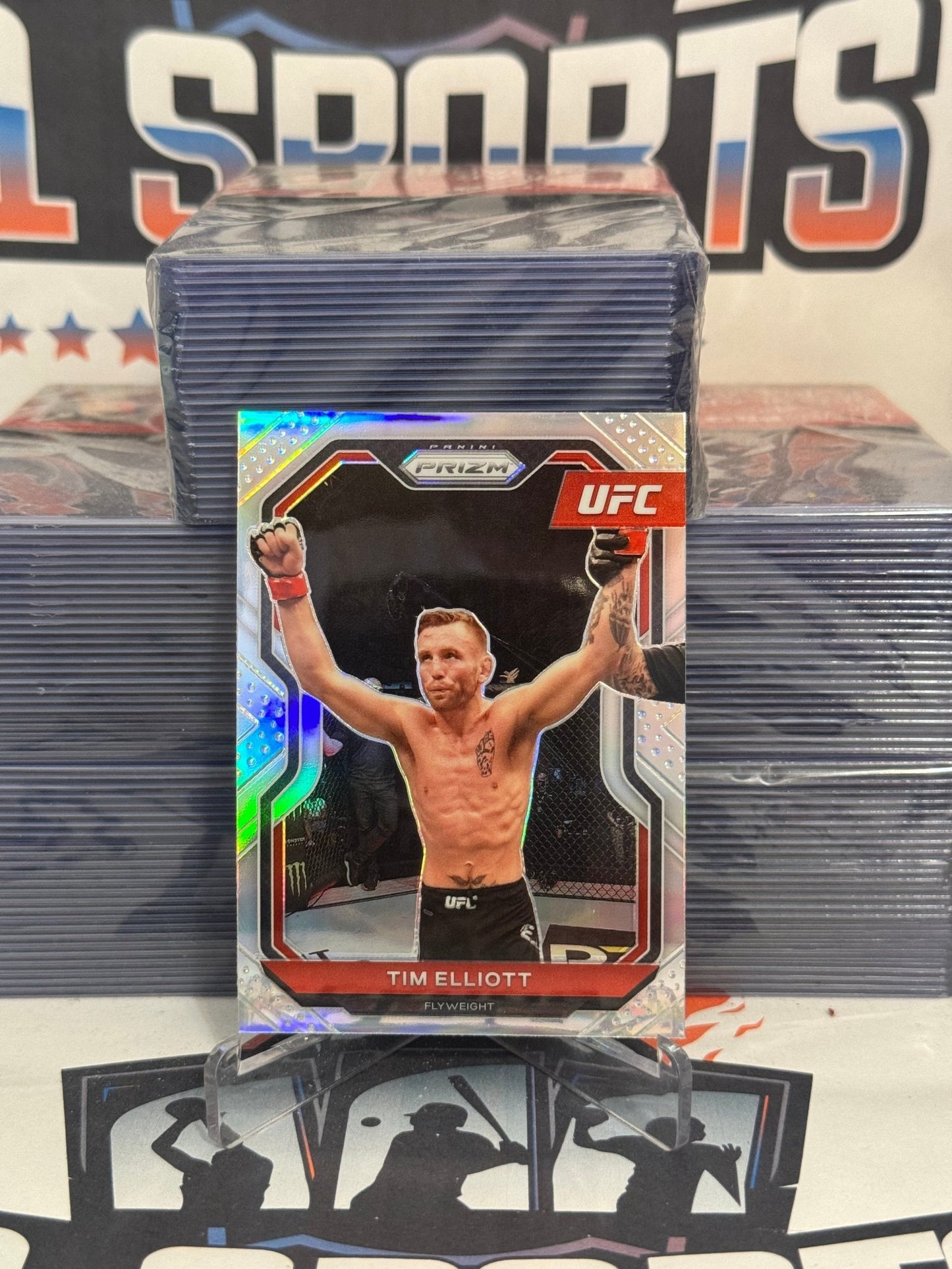 2021 Panini Prizm UFC (Silver Prizm) Tim Elliott #40