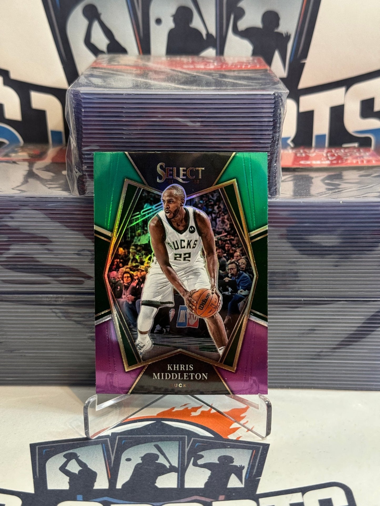 2021 Panini Select (Green White Purple Prizm) Khris Middleton #155