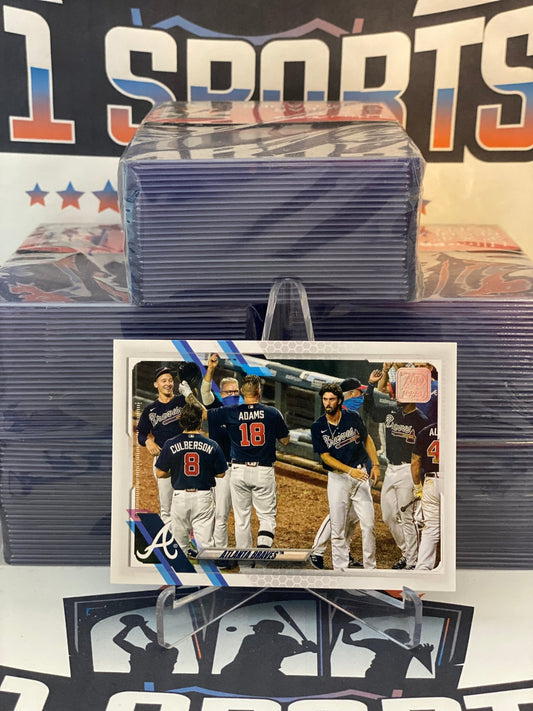 2021 Topps Atlanta Braves Team Card #194