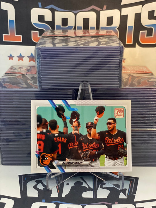 2021 Topps Baltimore Orioles Team Card #195