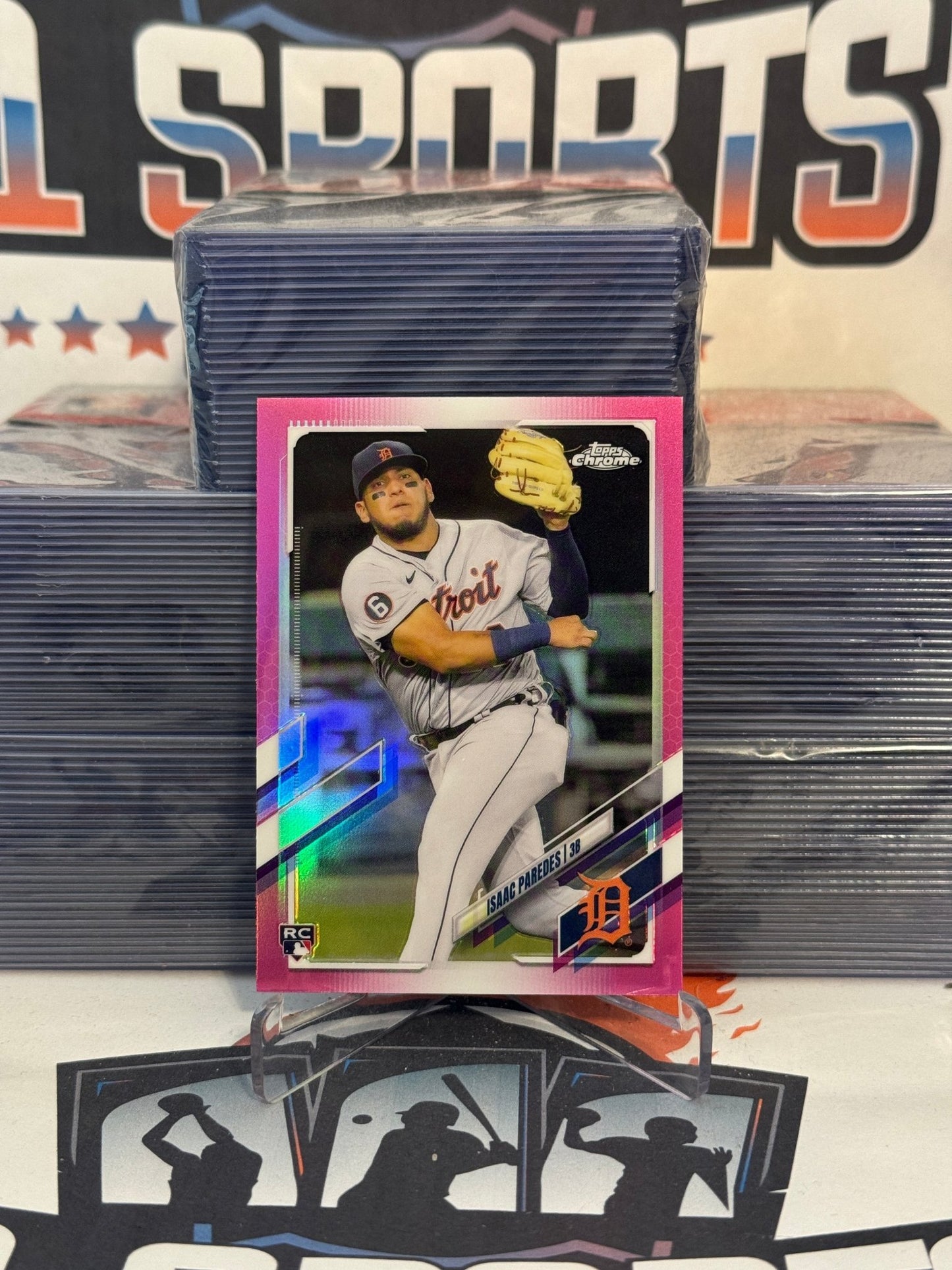 2021 Topps Chrome (Pink Refractor) Isaac Paredes Rookie #66