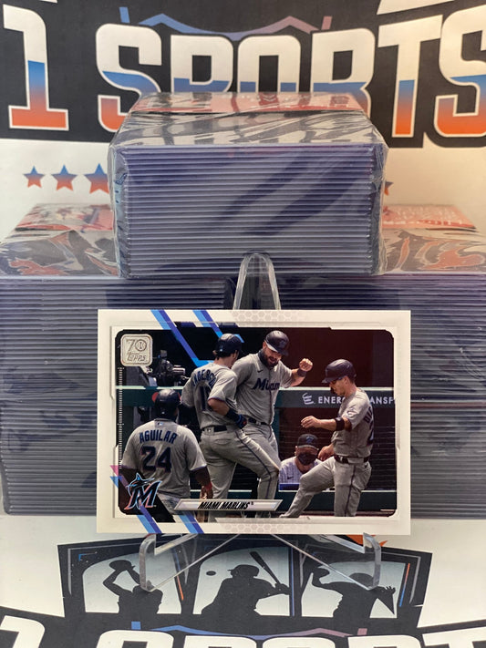 2021 Topps Miami Marlins Team Card #172