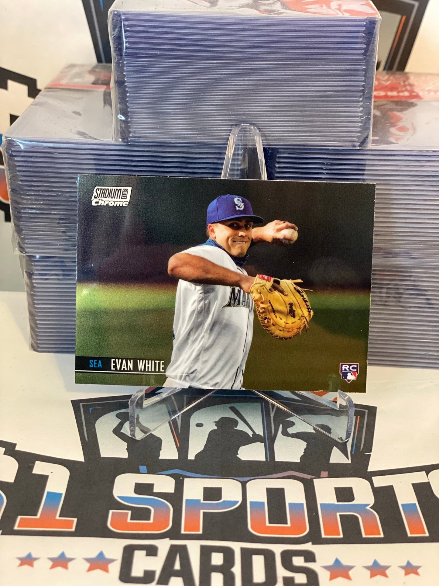 2021 Topps Stadium Club Chrome Evan White Rookie #43
