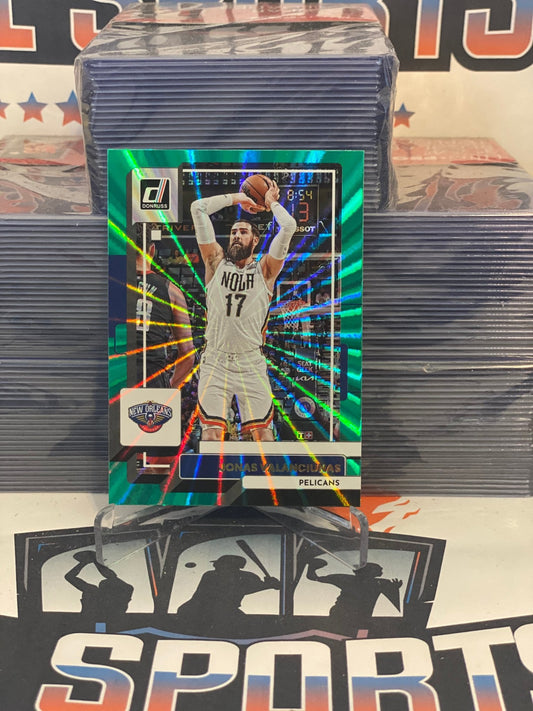 2022 Donruss (Green Laser) Jonas Valanciunas #163