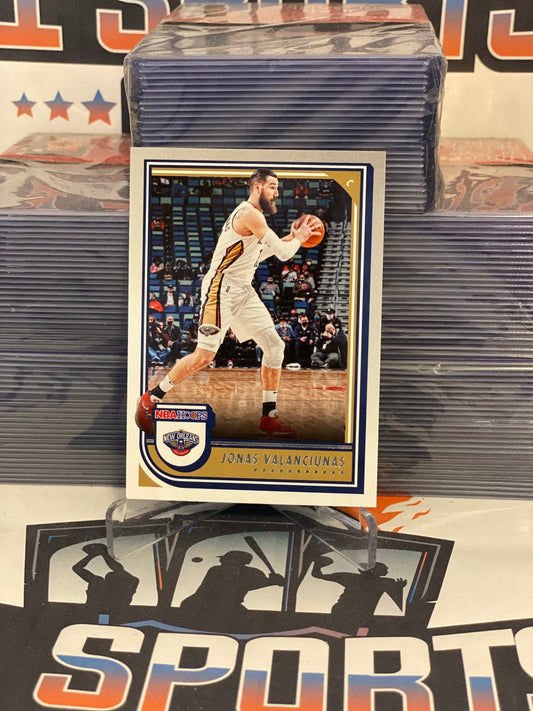 2022 NBA Hoops Jonas Valanciunas #143