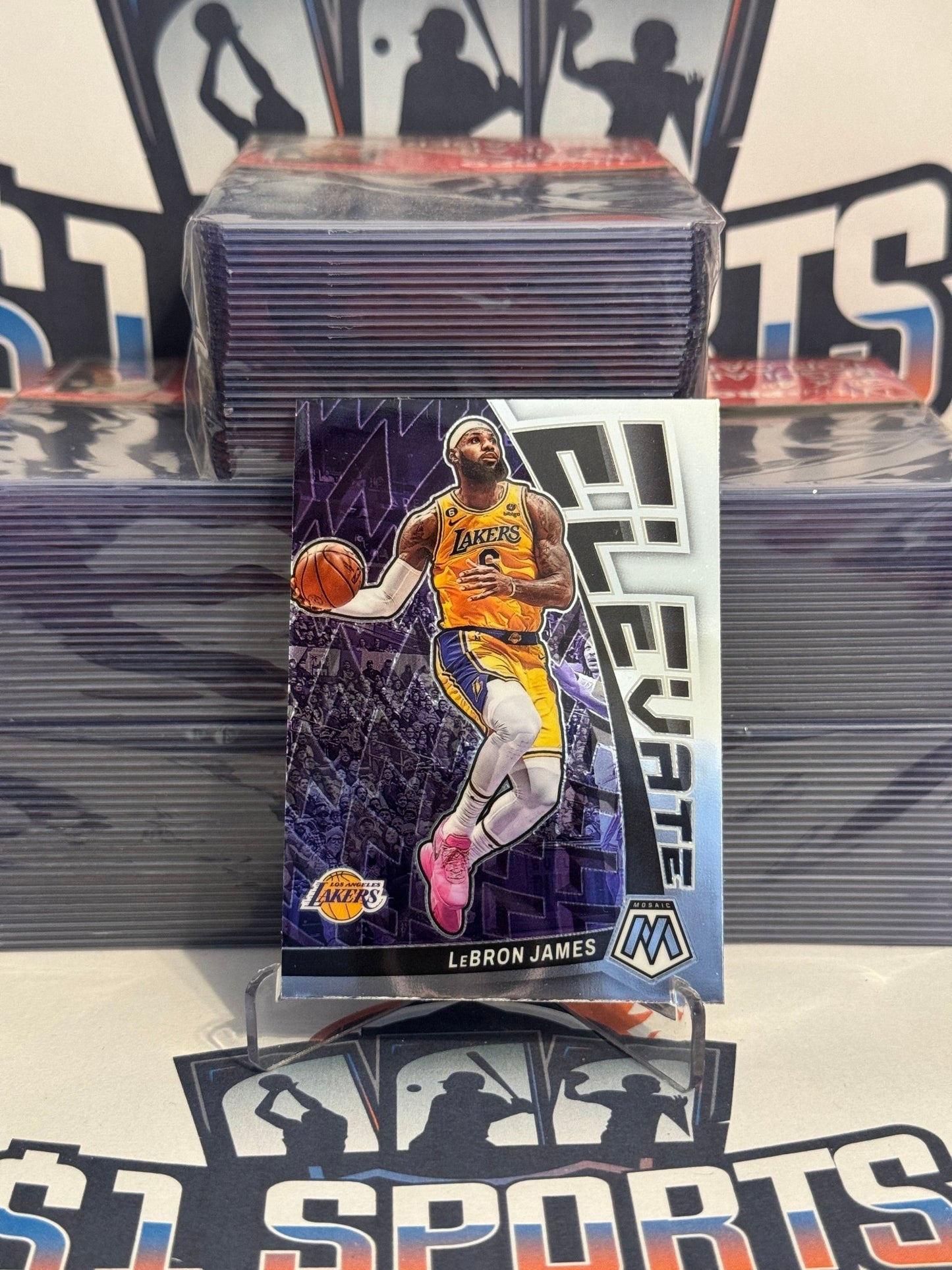 2022 Panini Mosaic (Elevate) LeBron James #4